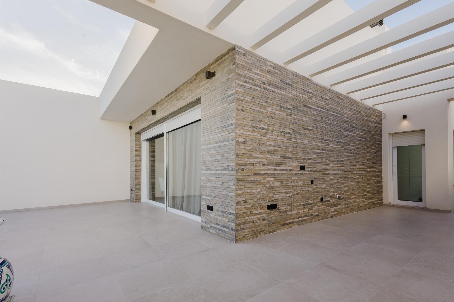 For sale - 4 Bedroom 4 Bathroom Villa in Algorfa - Campo de Golf - Algorfa  - Alicante