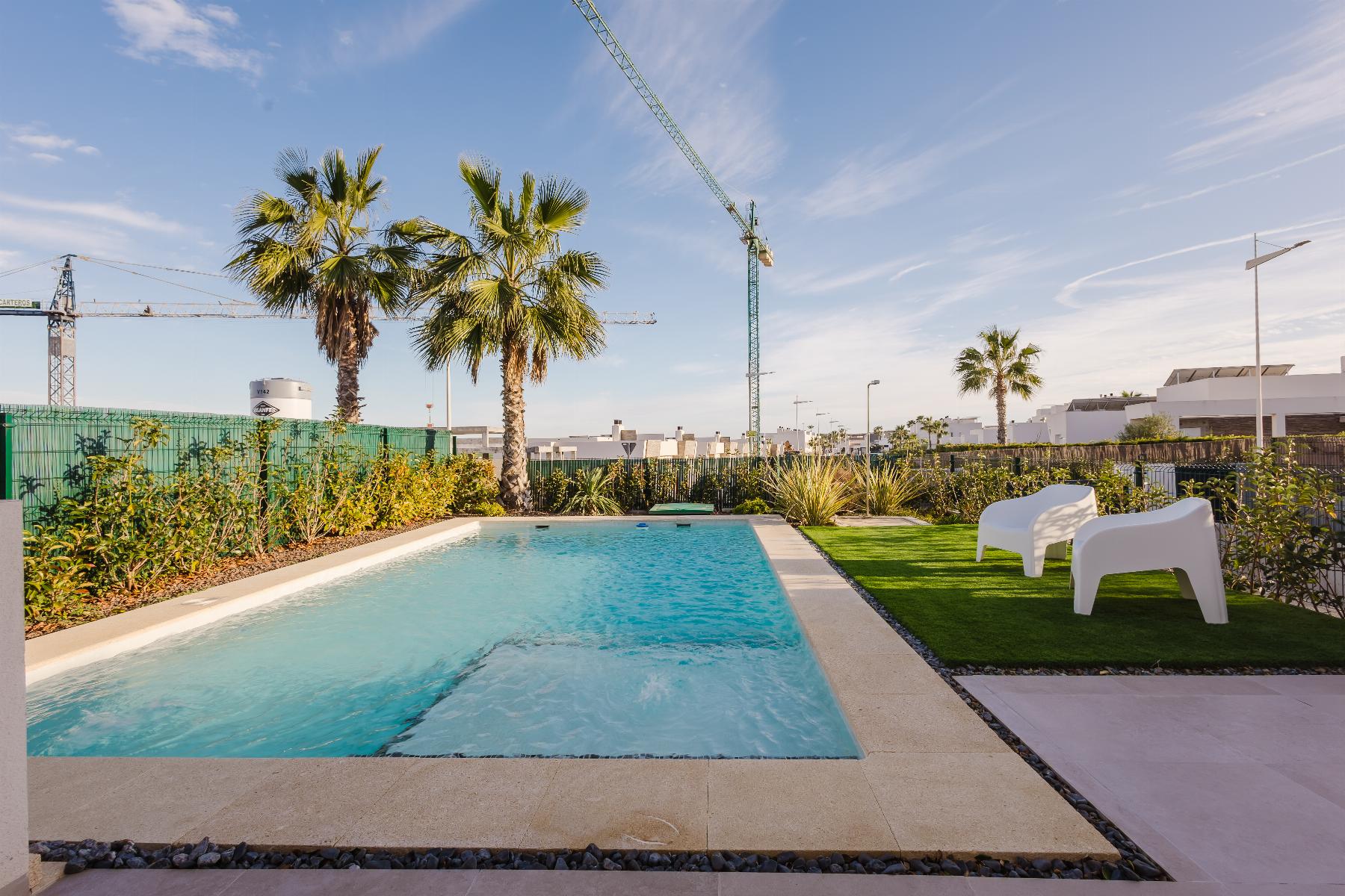 For sale - 4 Bedroom 4 Bathroom Villa in Algorfa - Campo de Golf - Algorfa  - Alicante