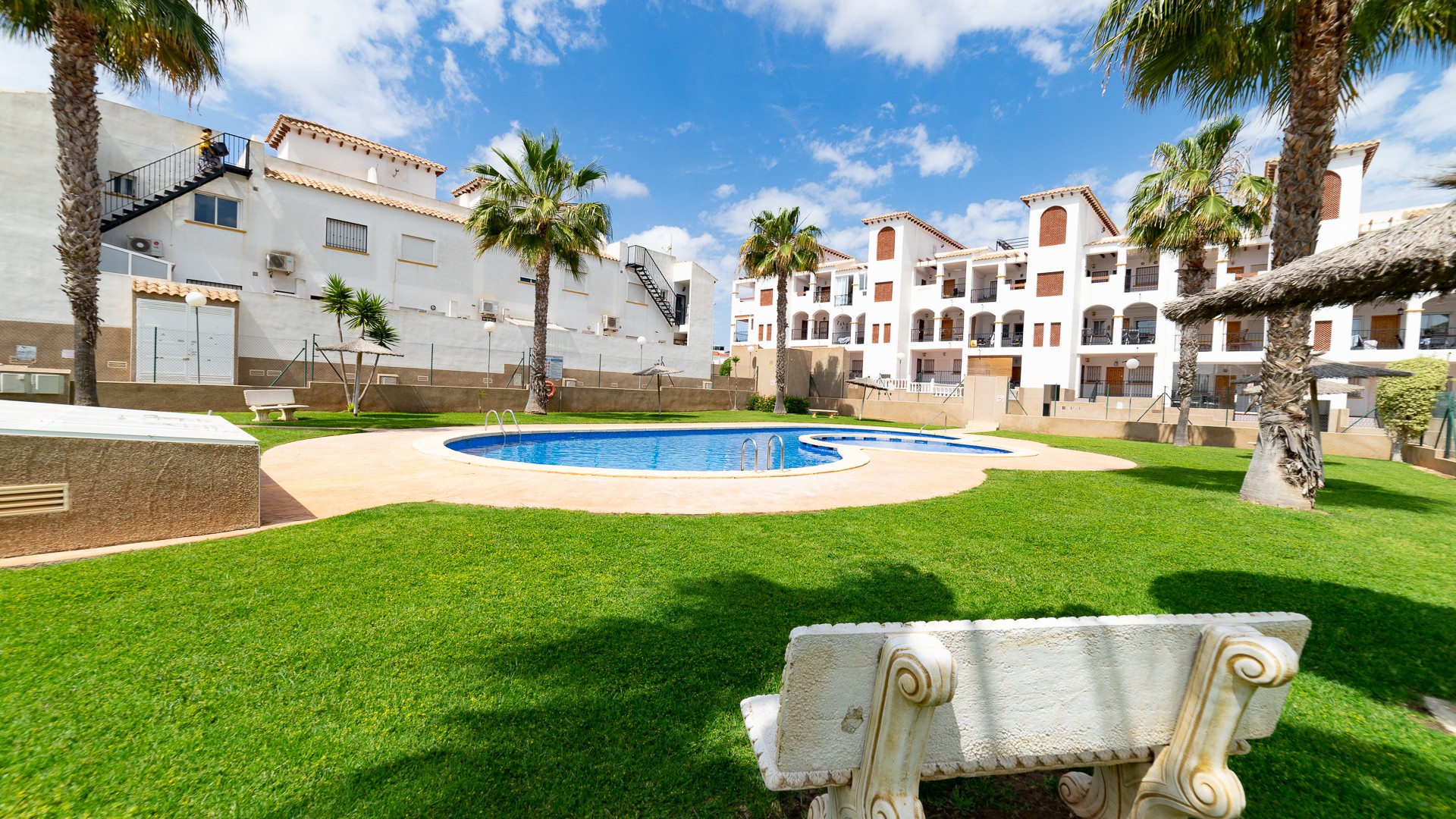 For sale - 2 Bedroom 2 Bathroom Apartament in Punta Prima - Punta Prima  - Alicante