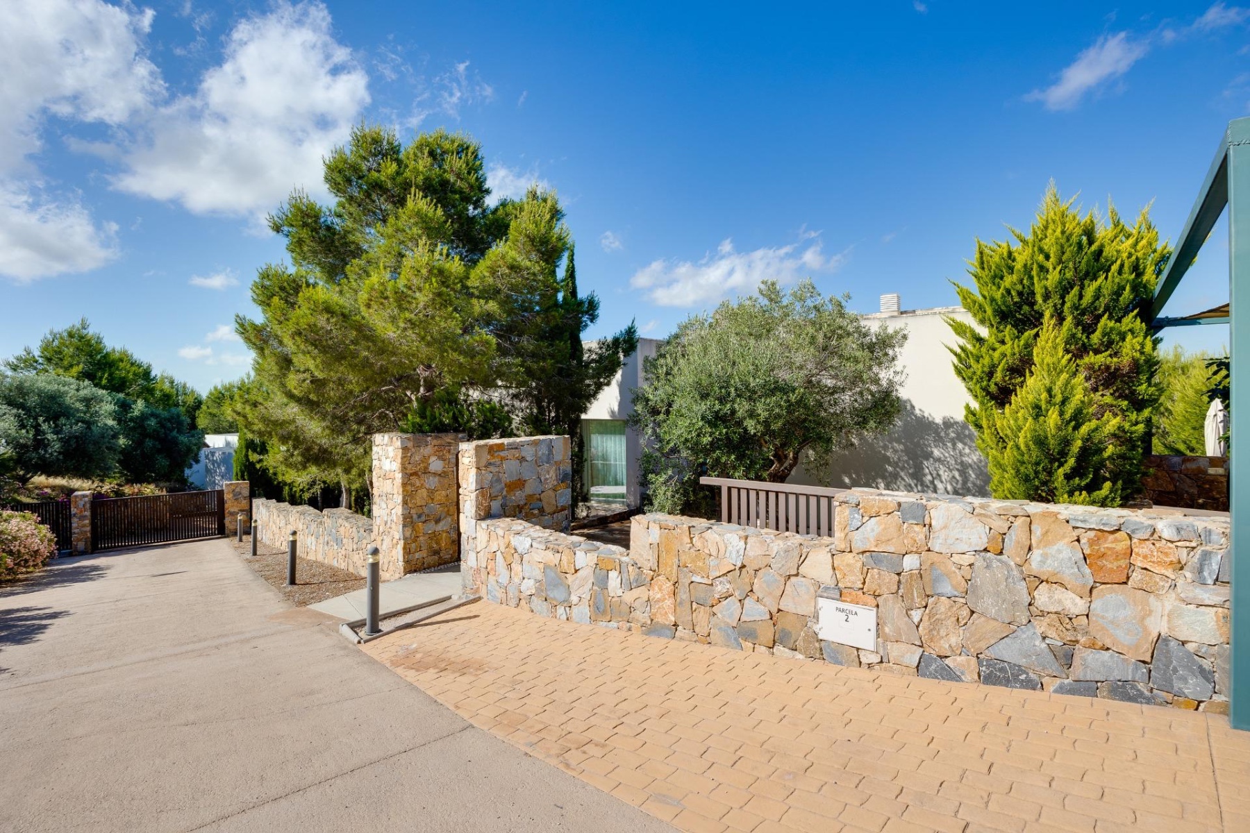 For sale - 4 Bedroom 3 Bathroom Villa in Las Colinas Golf - Las Colinas Golf  - Alicante