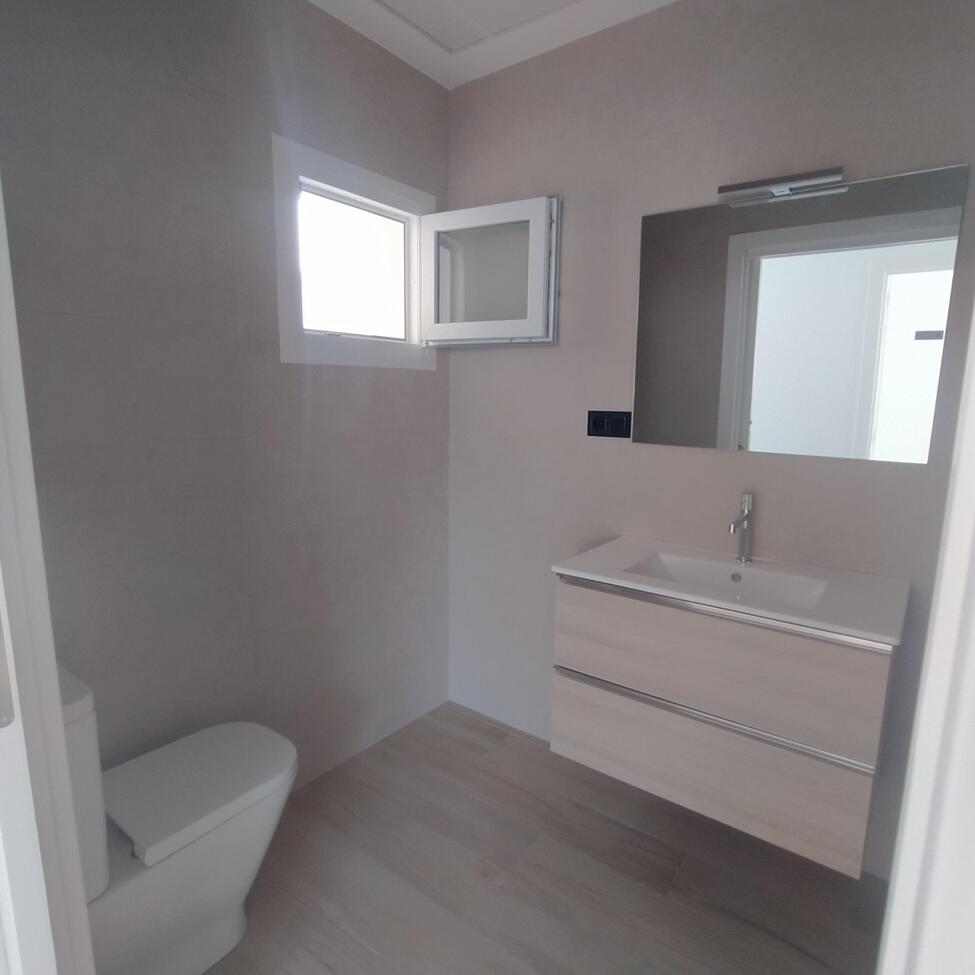 For sale - 3 Bedroom 2 Bathroom Villa Penthouse in Torrevieja - aguas nuevas  - Alicante