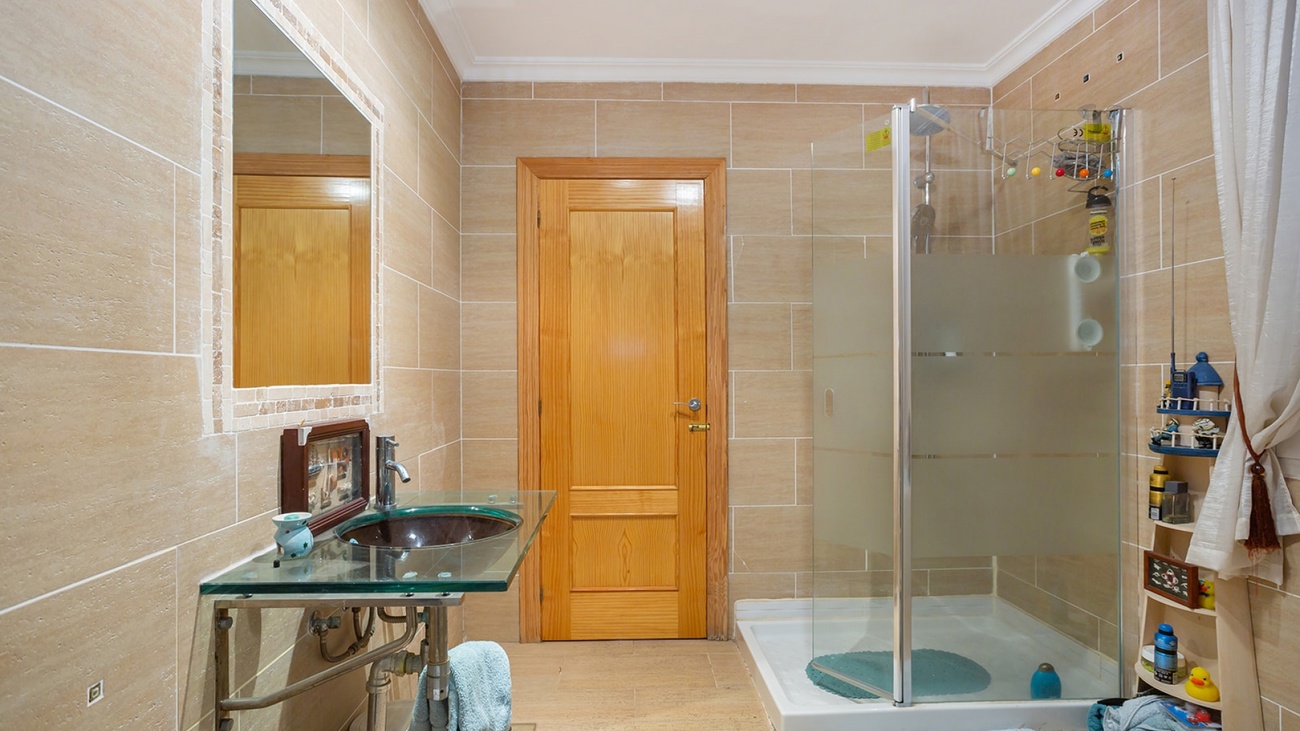 For sale - 6 Bedroom 6 Bathroom Villa in Torrevieja - Los Balcones  - Alicante
