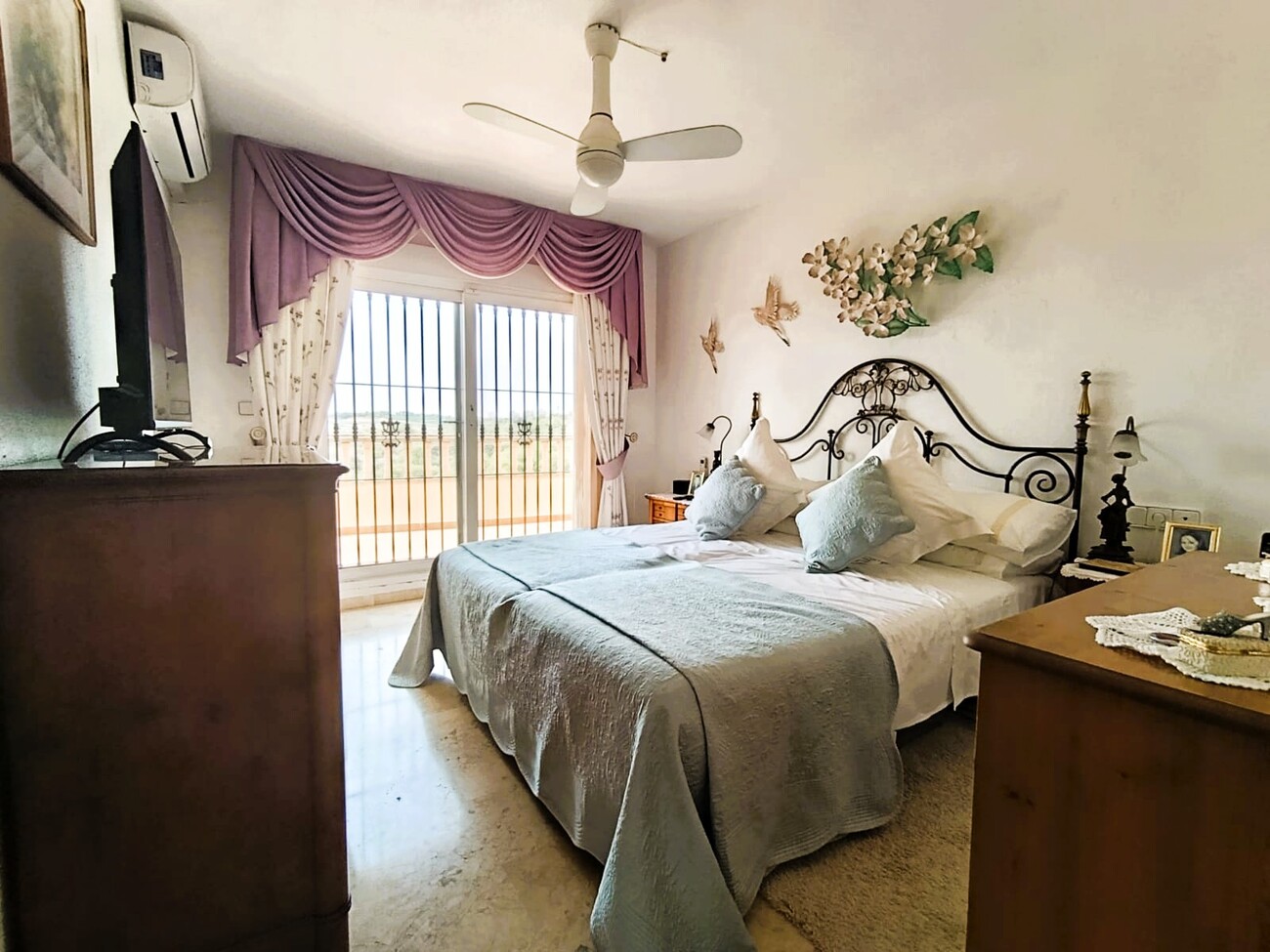 For sale - 4 Bedroom 3 Bathroom Villa in Las Ramblas Golf - Inland  - Alicante