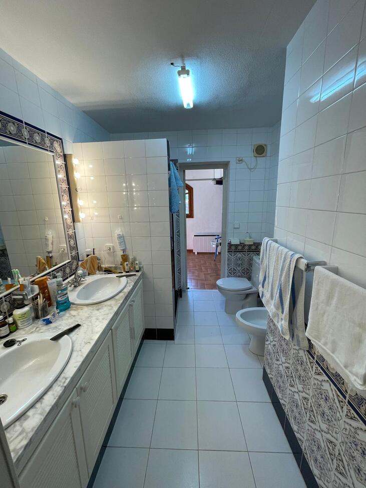 For sale - 3 Bedroom 3 Bathroom Villa in Villamartin - Costa Blanca  - Alicante