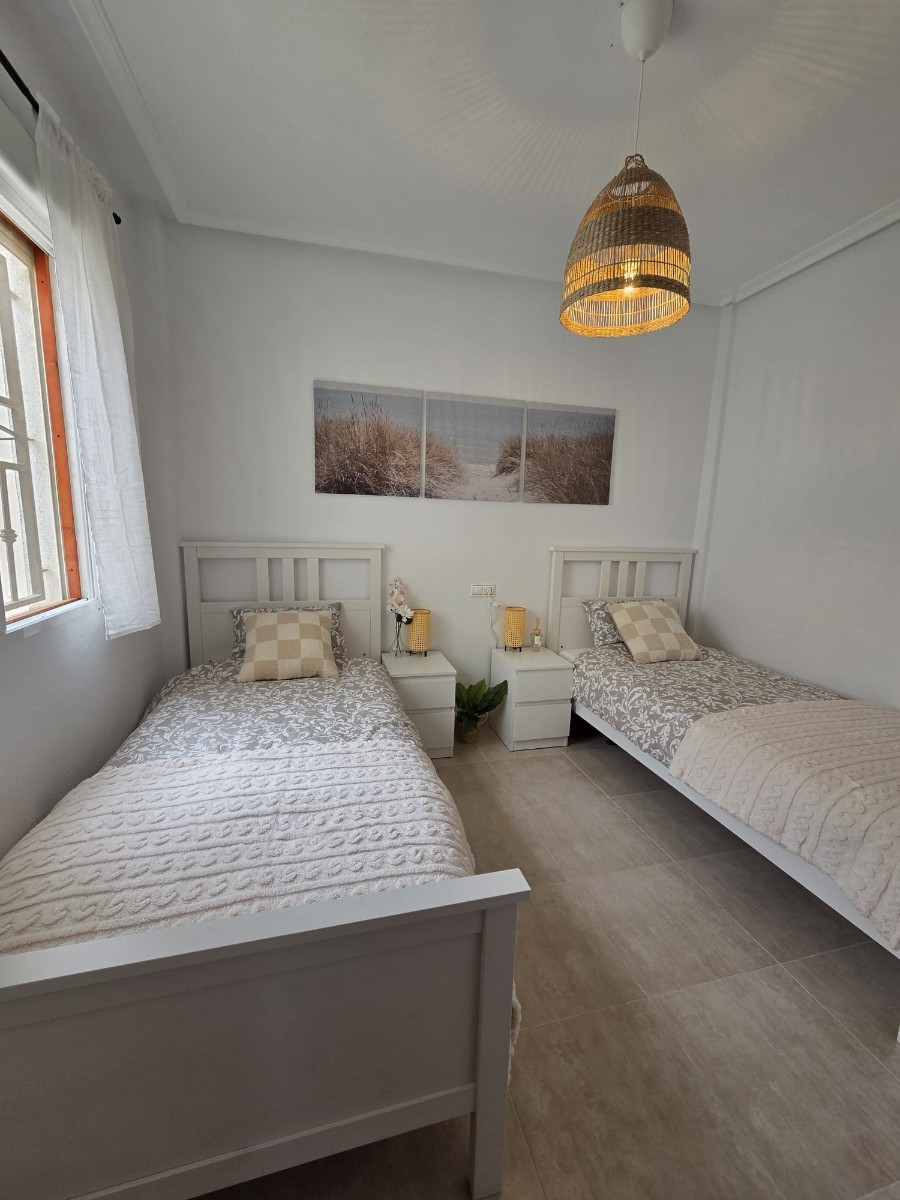 For sale - 2 Bedroom 2 Bathroom Penthouse in Orihuela - Inland  - Alicante
