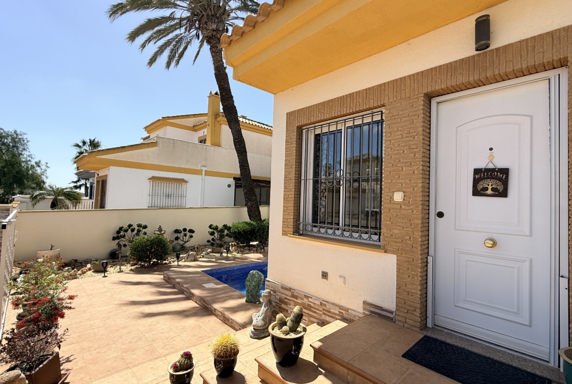 For sale - 3 Bedroom 2 Bathroom Town House in Sucina - Inland  - Murcia