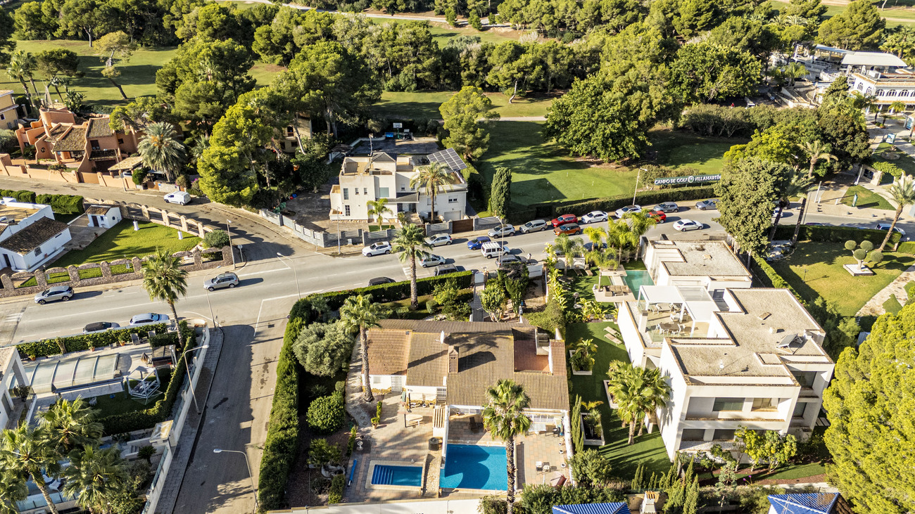 For sale - 4 Bedroom 4 Bathroom Villa in Orihuela -  - Alicante