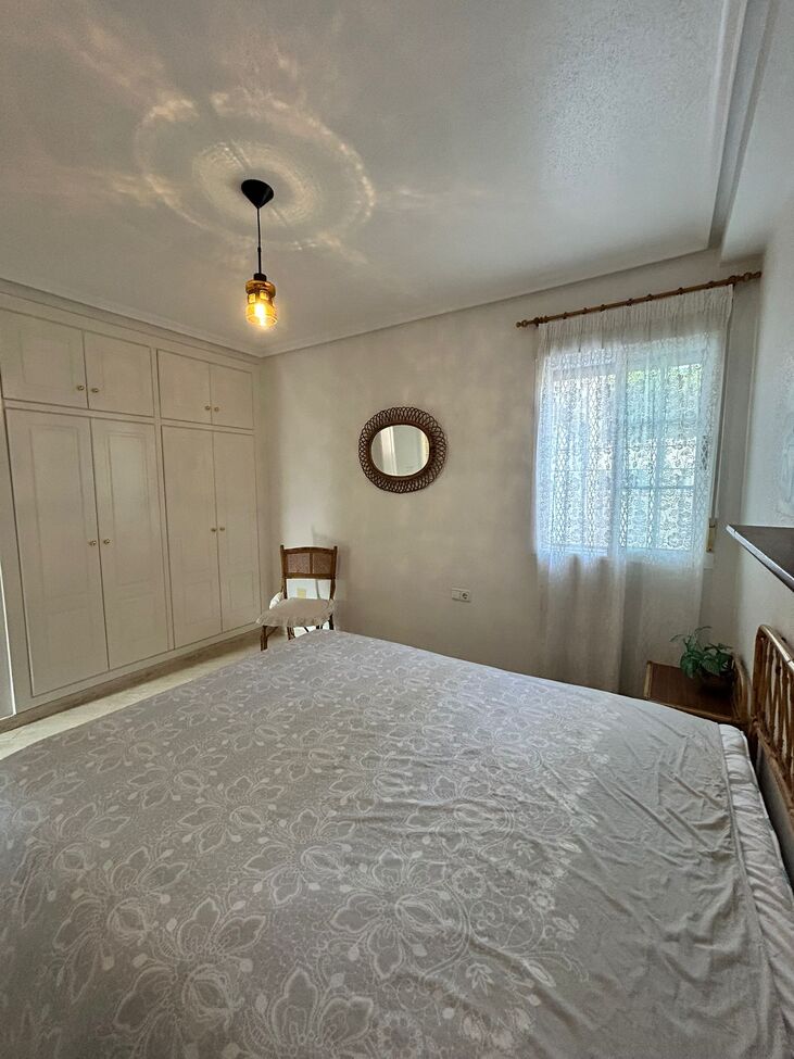 For sale - 3 Bedroom 2 Bathroom Villa in Torrevieja - aguas nuevas  - Alicante