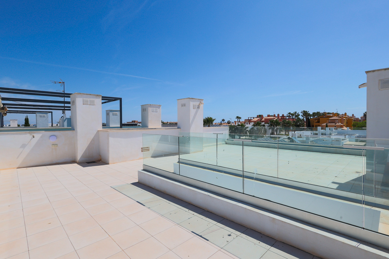 For sale - 3 Bedroom 2 Bathroom Penthouse Penthouse in Mar de Cristal - Costa Calida  - Murcia