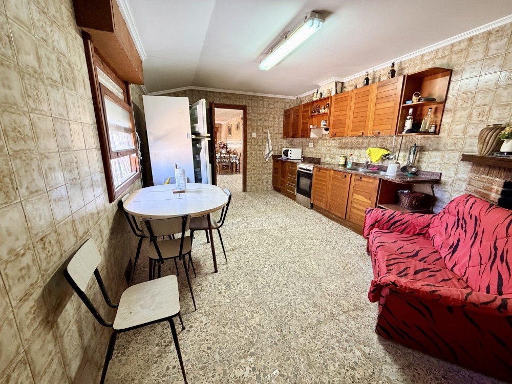 For sale - 5 Bedroom 1 Bathroom Country House in La Marina - Costa Blanca  - Alicante