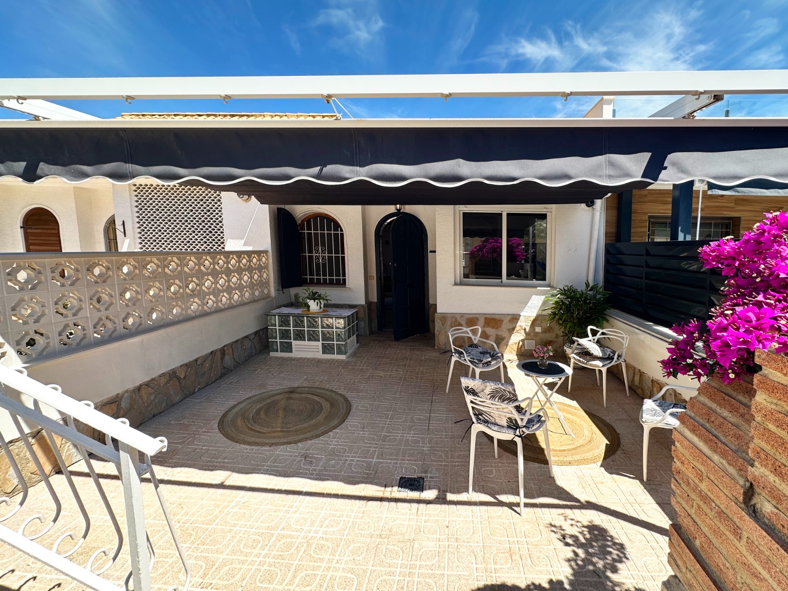 For sale - 3 Bedroom 3 Bathroom Town House in Orihuela Costa - Costa Blanca  - Alicante