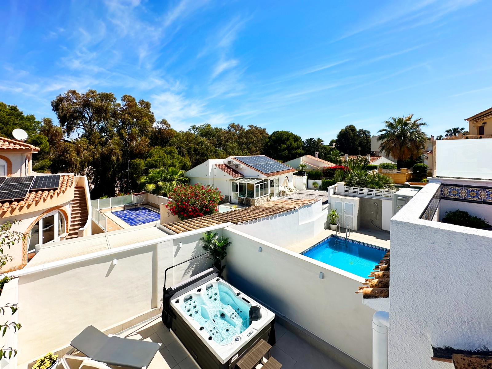 For sale - 3 Bedroom 3 Bathroom Town House in Orihuela Costa - Costa Blanca  - Alicante