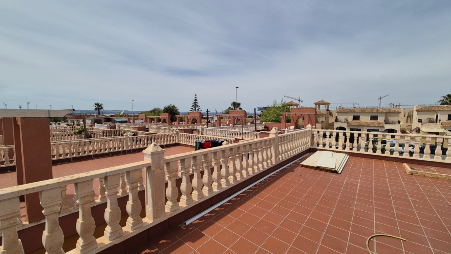 For sale - 2 Bedroom 2 Bathroom Villa in Torrevieja - Costa Blanca  - Alicante