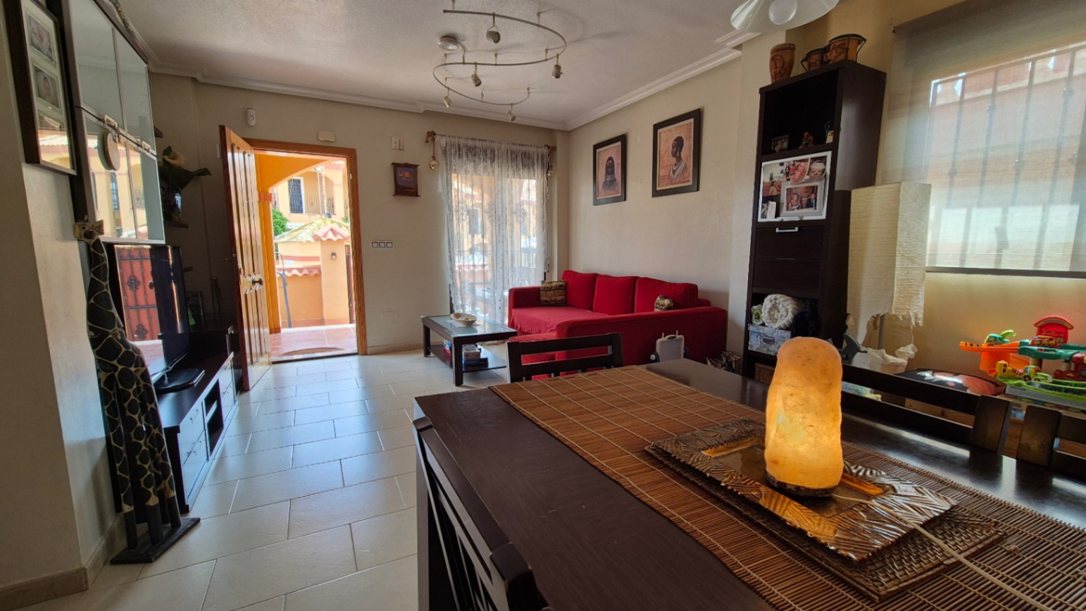 For sale - 2 Bedroom 2 Bathroom Villa in Torrevieja - Costa Blanca  - Alicante