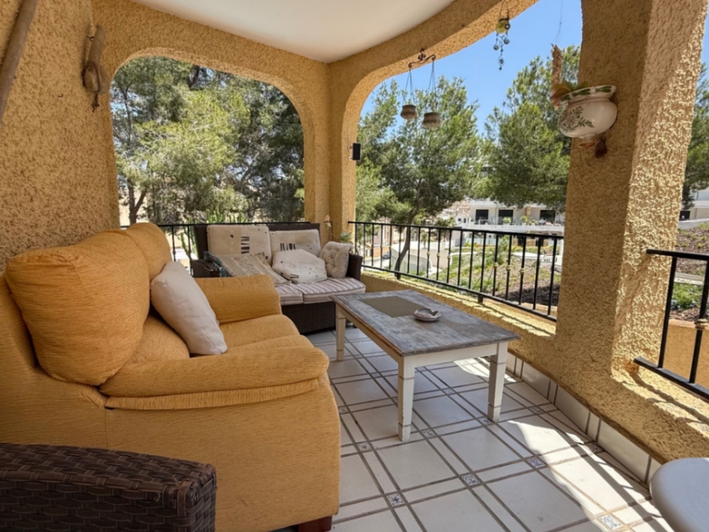 6 Bedroom 3 Bathroom Villa in Orihuela
