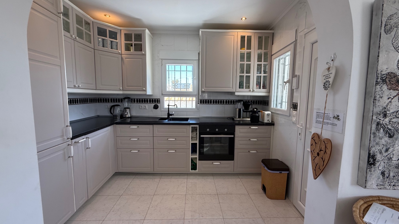 For sale - 3 Bedroom 3 Bathroom Villa in Torrevieja - Costa Blanca  - Alicante