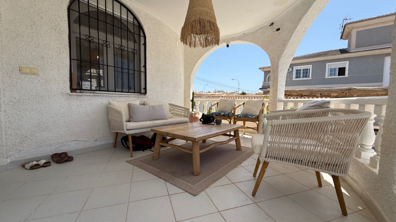 For sale - 3 Bedroom 3 Bathroom Villa in Torrevieja - Costa Blanca  - Alicante