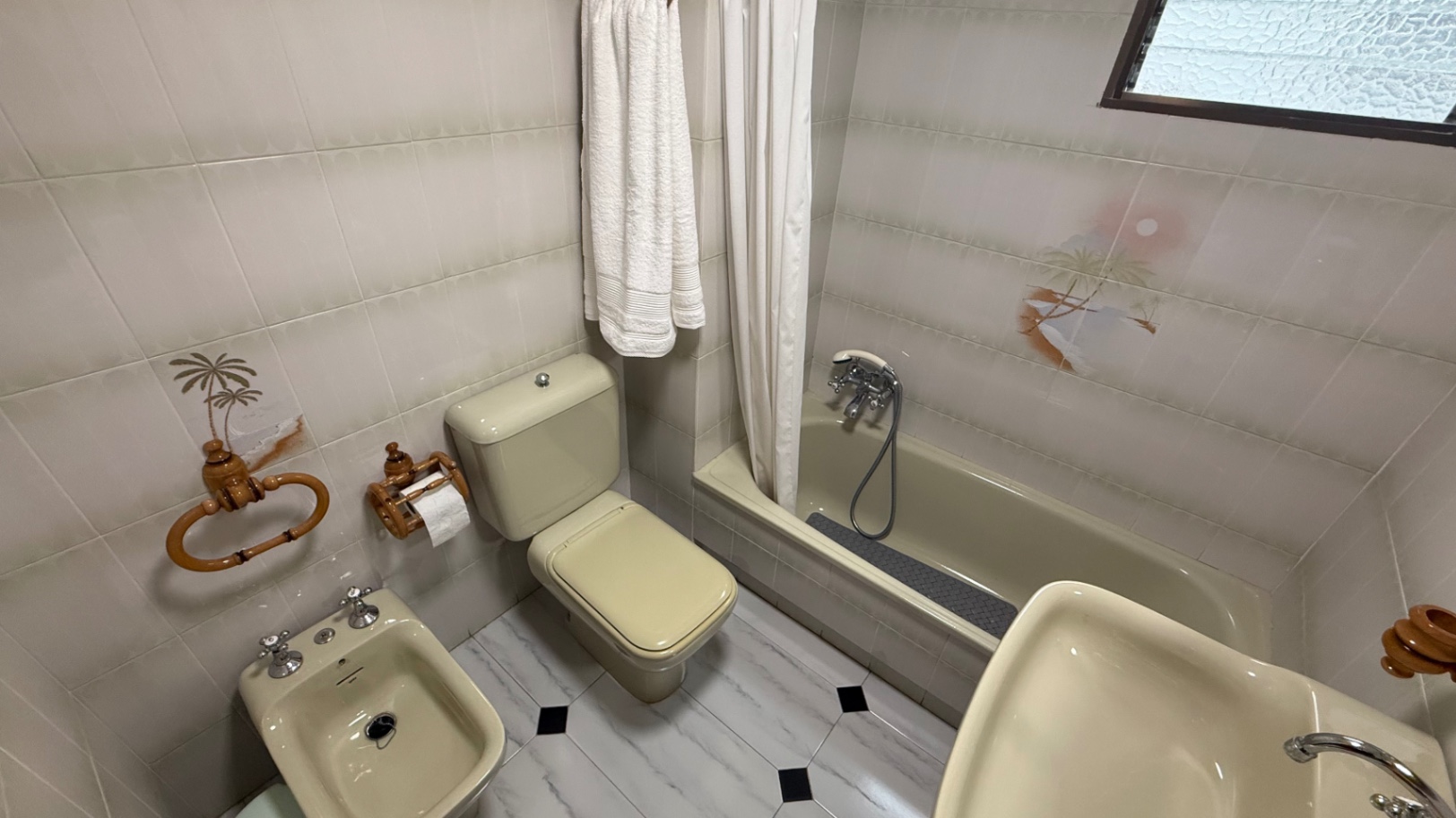 For sale - 3 Bedroom 2 Bathroom Apartment in Torrevieja - Costa Blanca  - Alicante