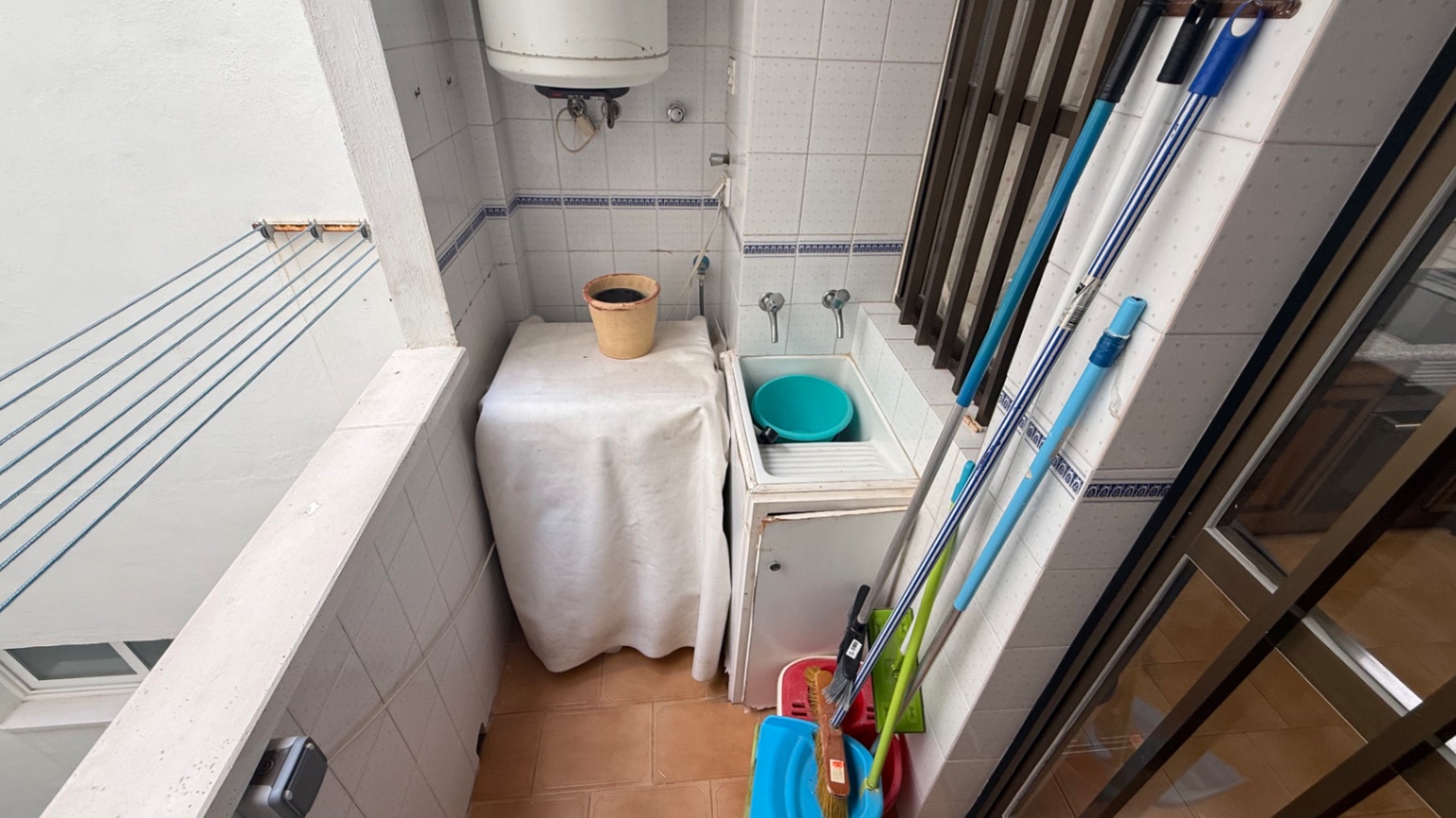 For sale - 3 Bedroom 2 Bathroom Apartment in Torrevieja - Costa Blanca  - Alicante