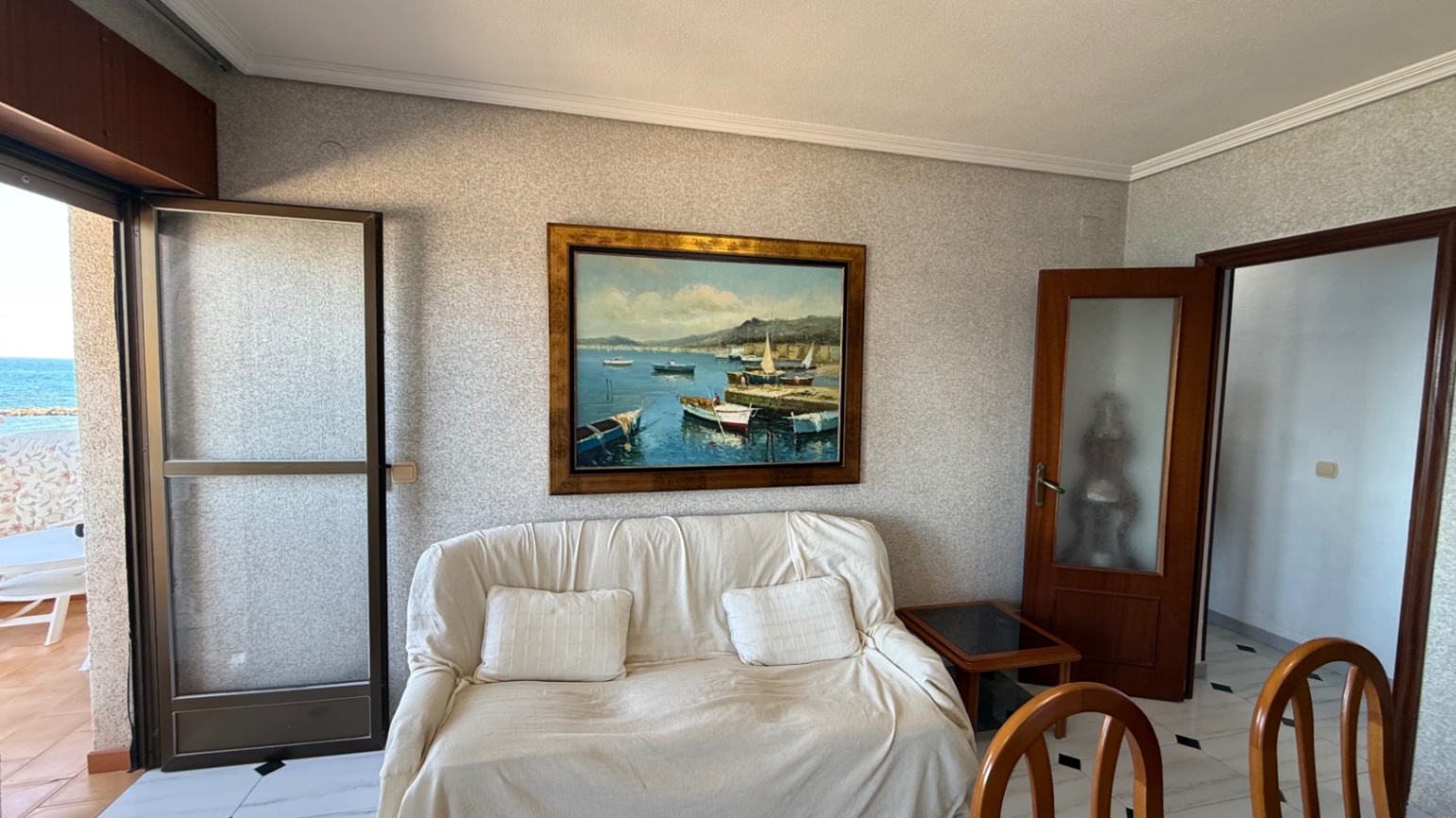 For sale - 3 Bedroom 2 Bathroom Apartment in Torrevieja - Costa Blanca  - Alicante