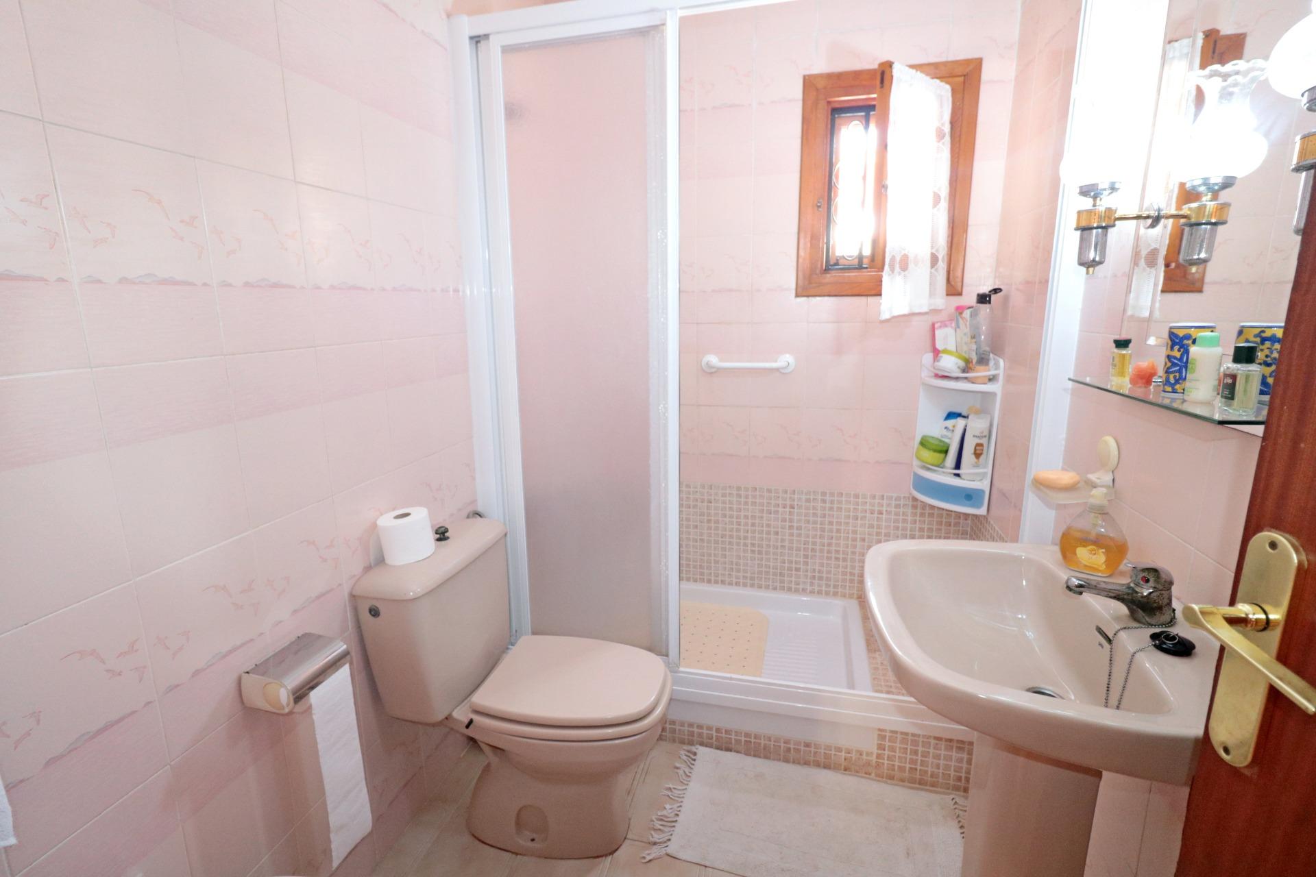 For sale - 3 Bedroom 1 Bathroom Town House in Torrevieja - Playa De Los Naufragos  - Alicante