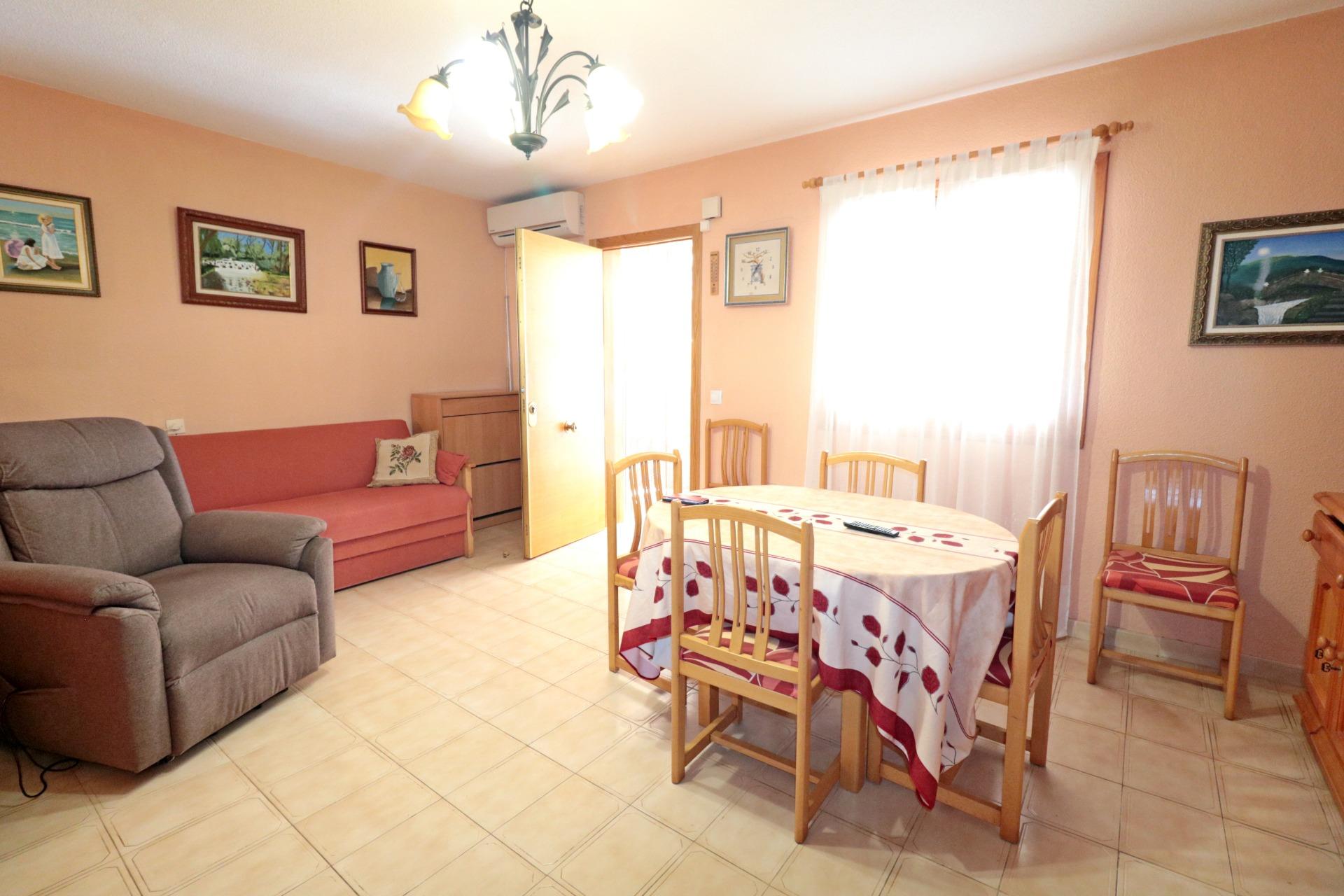 For sale - 3 Bedroom 1 Bathroom Town House in Torrevieja - Playa De Los Naufragos  - Alicante