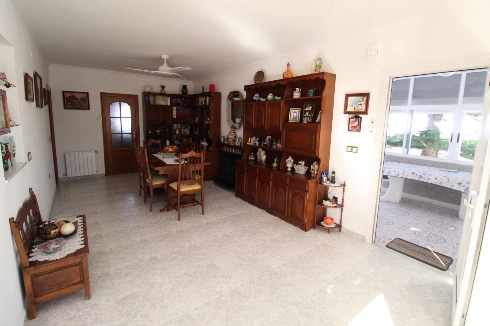 For sale - 5 Bedroom 2 Bathroom Villa in Los Balcones - Los Balcones - Los Altos Del Edén  - Alicante