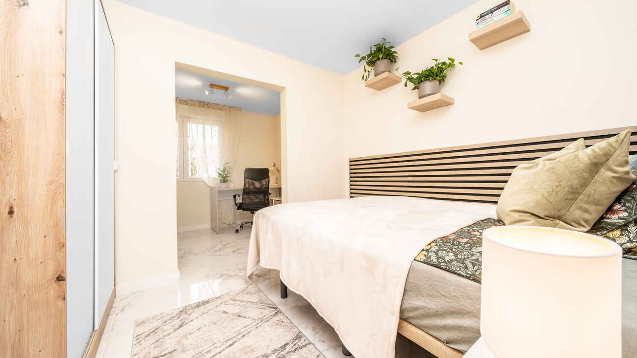 For sale - 3 Bedroom 1 Bathroom Bungalow in Torrevieja - Torreta  - Alicante