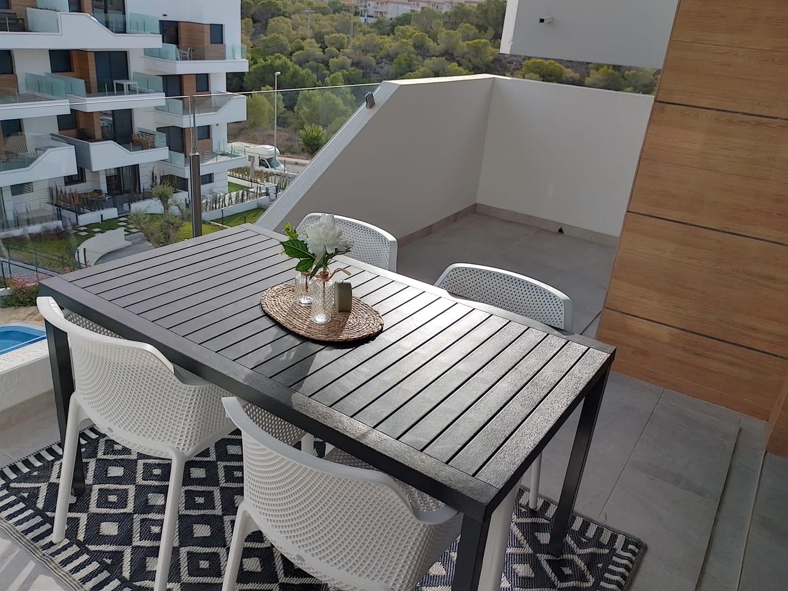 For sale - 2 Bedroom 2 Bathroom Apartment in Orihuela - Inland  - Alicante