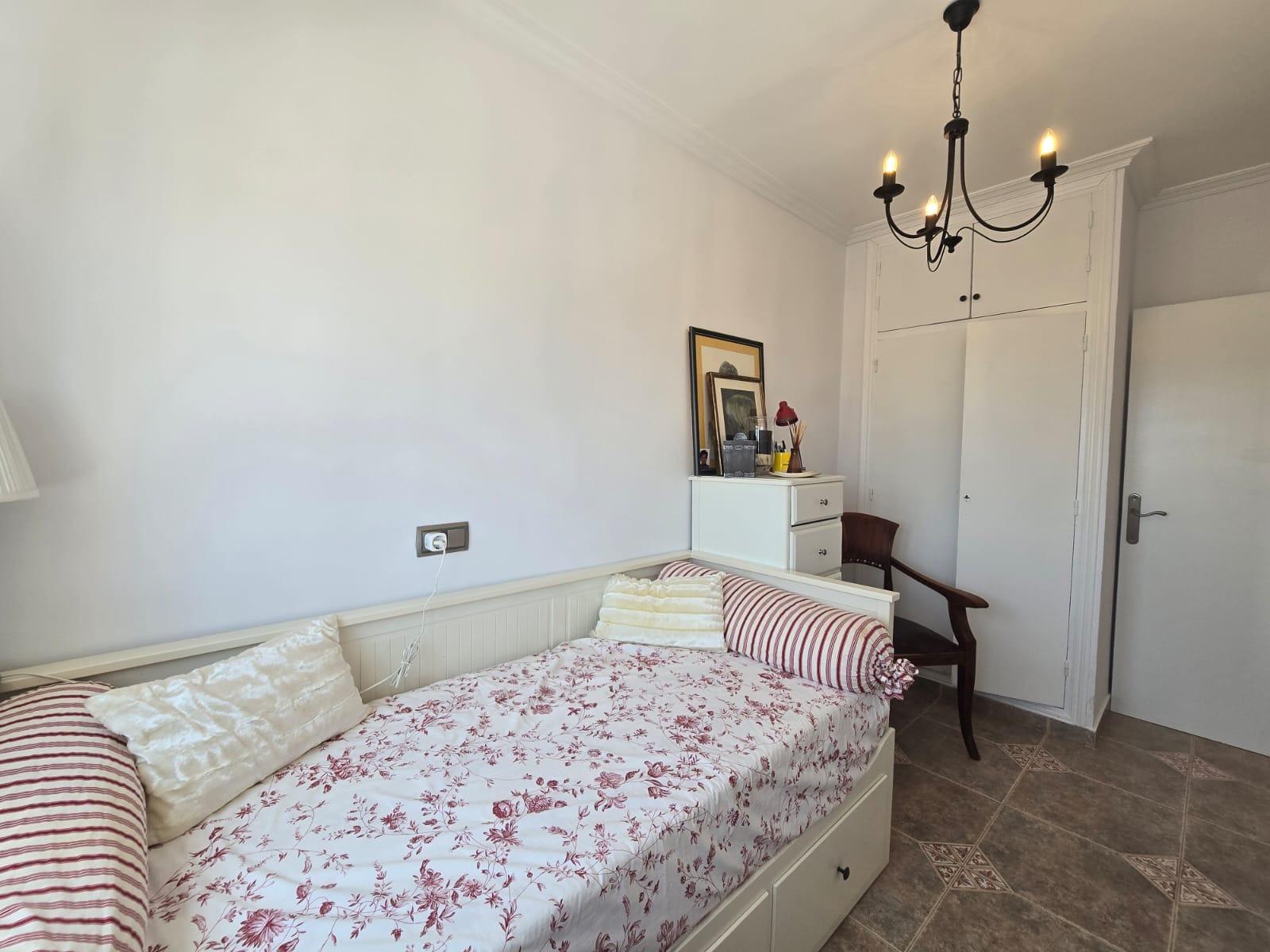 For sale - 3 Bedroom 2 Bathroom Town House in Torrevieja - Los Balcones  - Alicante