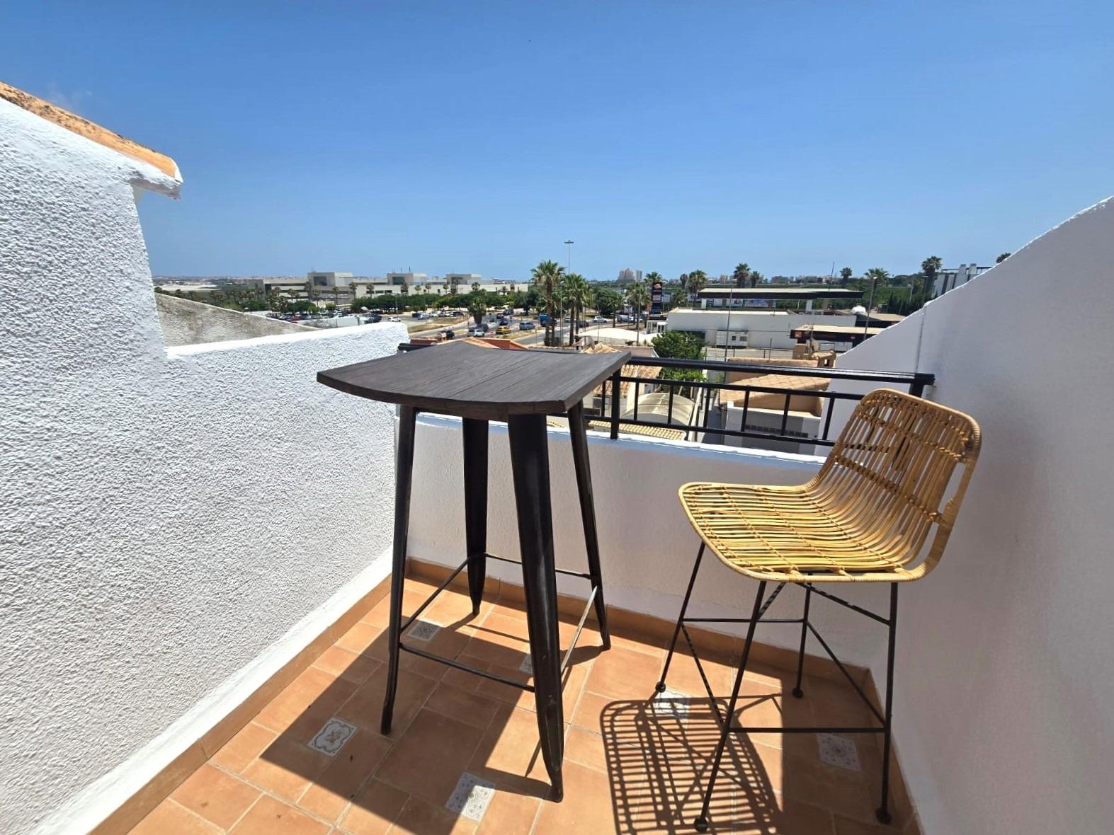 For sale - 3 Bedroom 2 Bathroom Town House in Torrevieja - Los Balcones  - Alicante