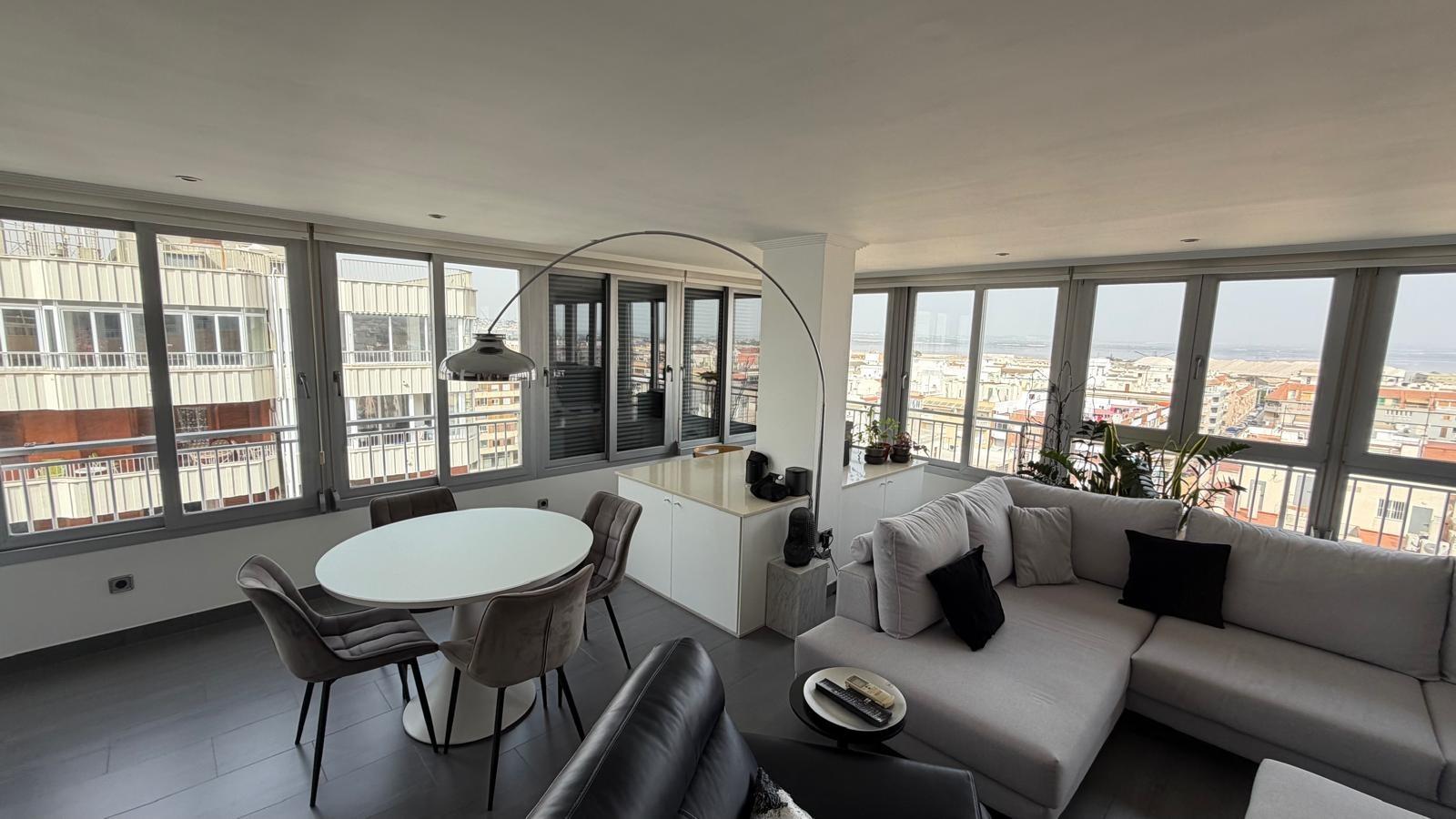 For sale - 2 Bedroom 1 Bathroom Apartment in Torrevieja - Acequion  - Alicante
