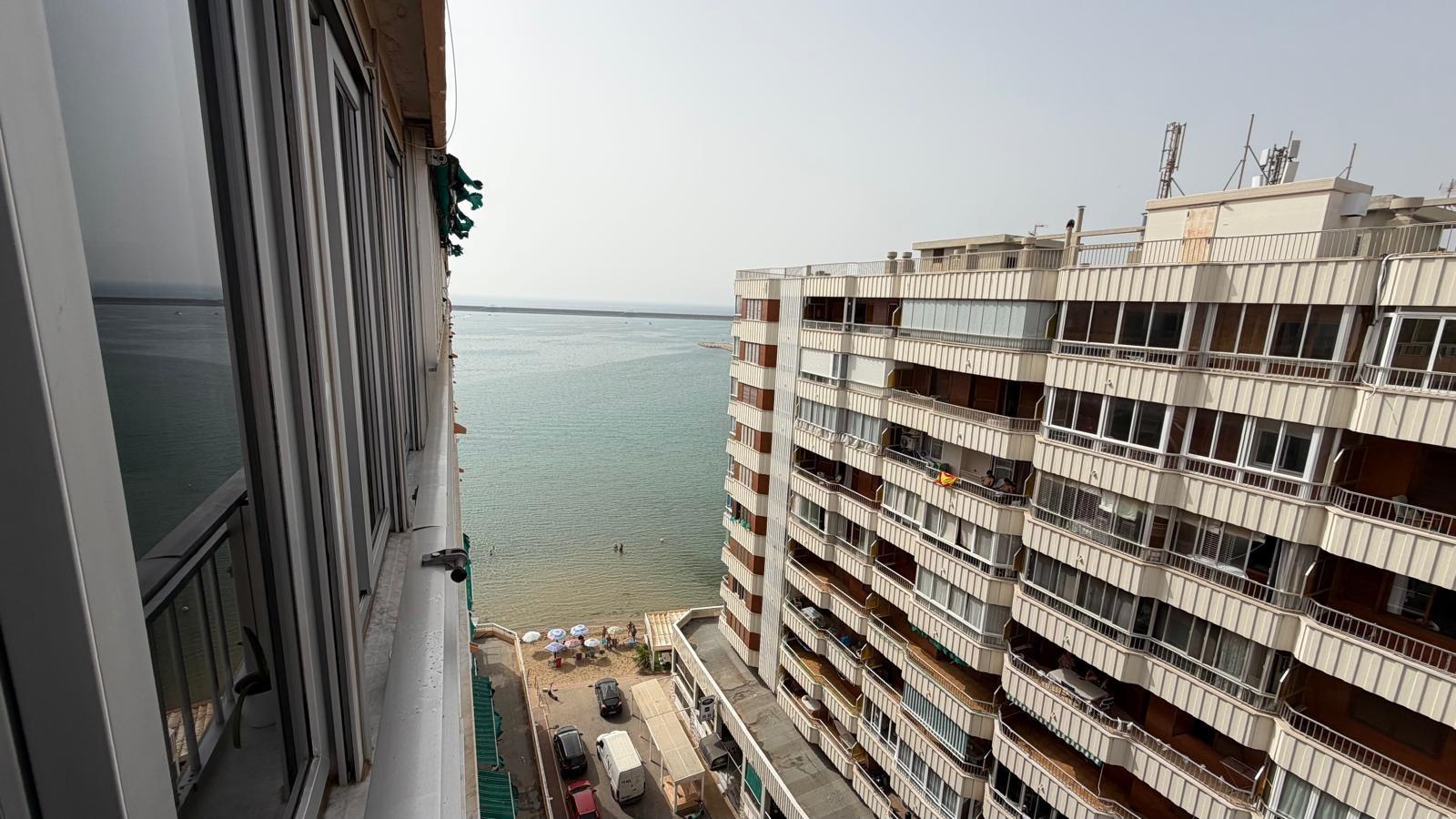 For sale - 2 Bedroom 1 Bathroom Apartment in Torrevieja - Acequion  - Alicante