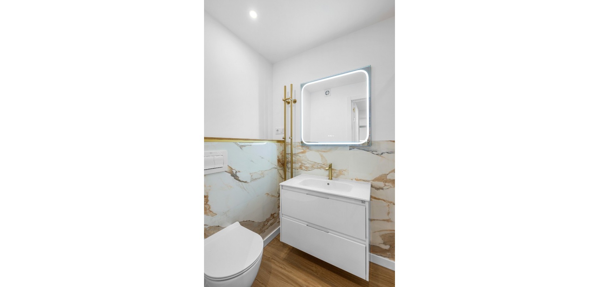 For sale - 2 Bedroom 2 Bathroom Penthouse in Torrevieja - Costa Blanca  - Alicante