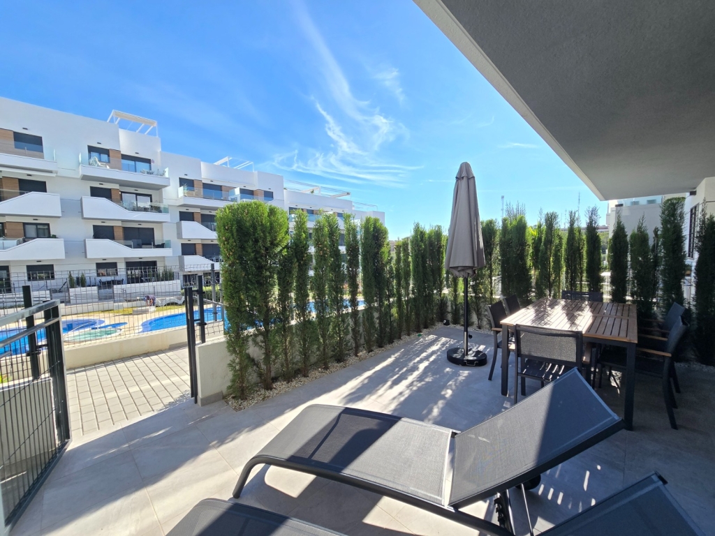 2 Bedroom 2 Bathroom Apartment in Villamartin