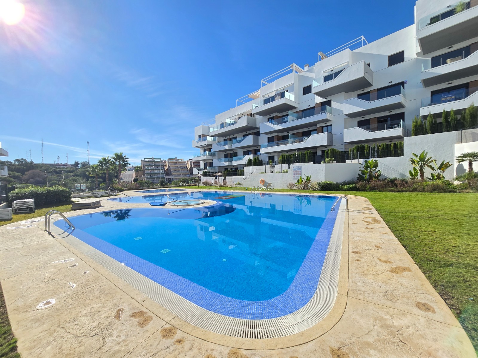 For sale - 2 Bedroom 2 Bathroom Apartment in Villamartin - Costa Blanca  - Alicante