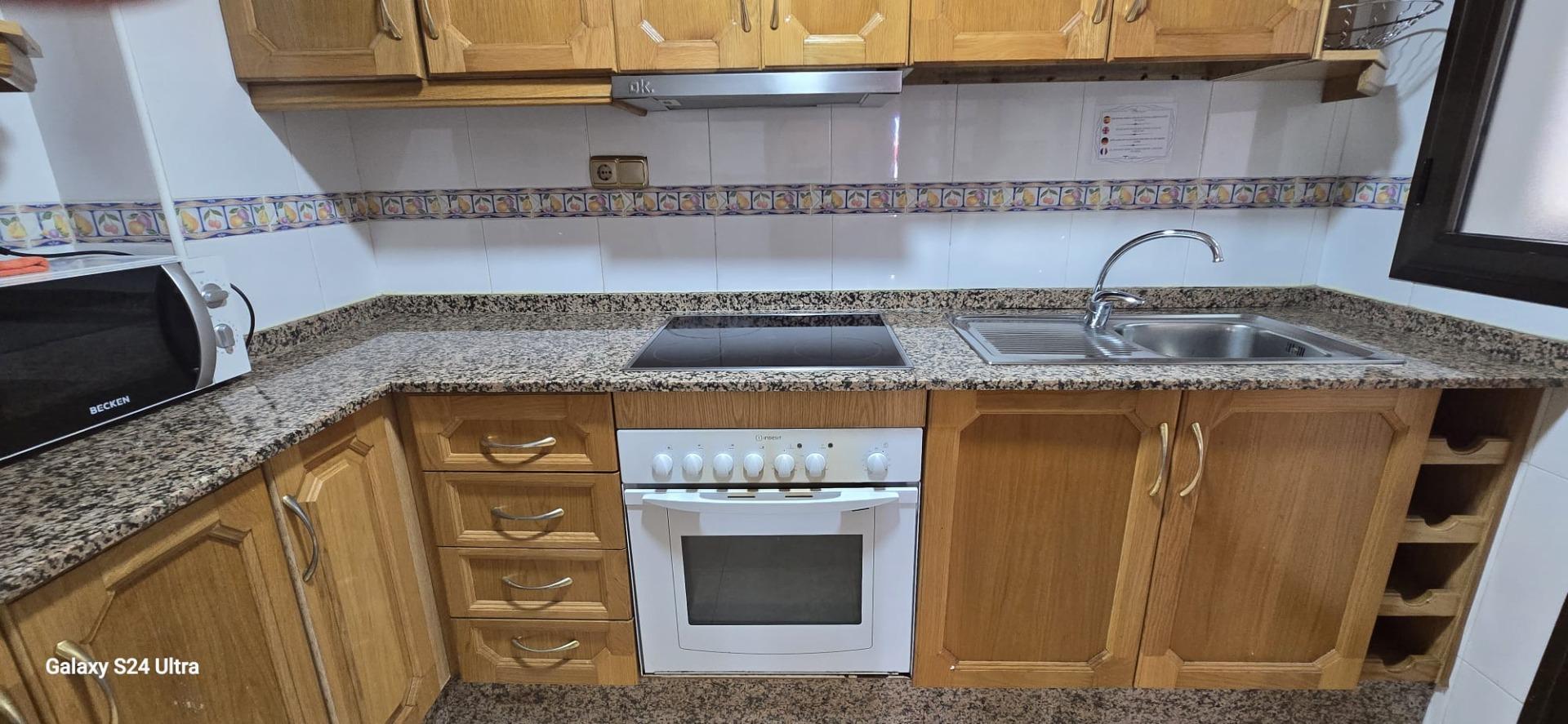 For sale - 3 Bedroom 2 Bathroom Apartment in Torrevieja - PARQUE DE LAS NACIONES  - Alicante