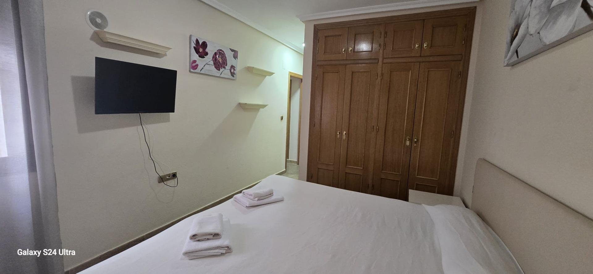 For sale - 3 Bedroom 2 Bathroom Apartment in Torrevieja - PARQUE DE LAS NACIONES  - Alicante