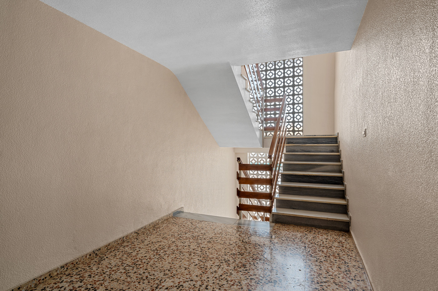 For sale - 2 Bedroom 2 Bathroom Apartment in Torrevieja - Costa Blanca  - Alicante