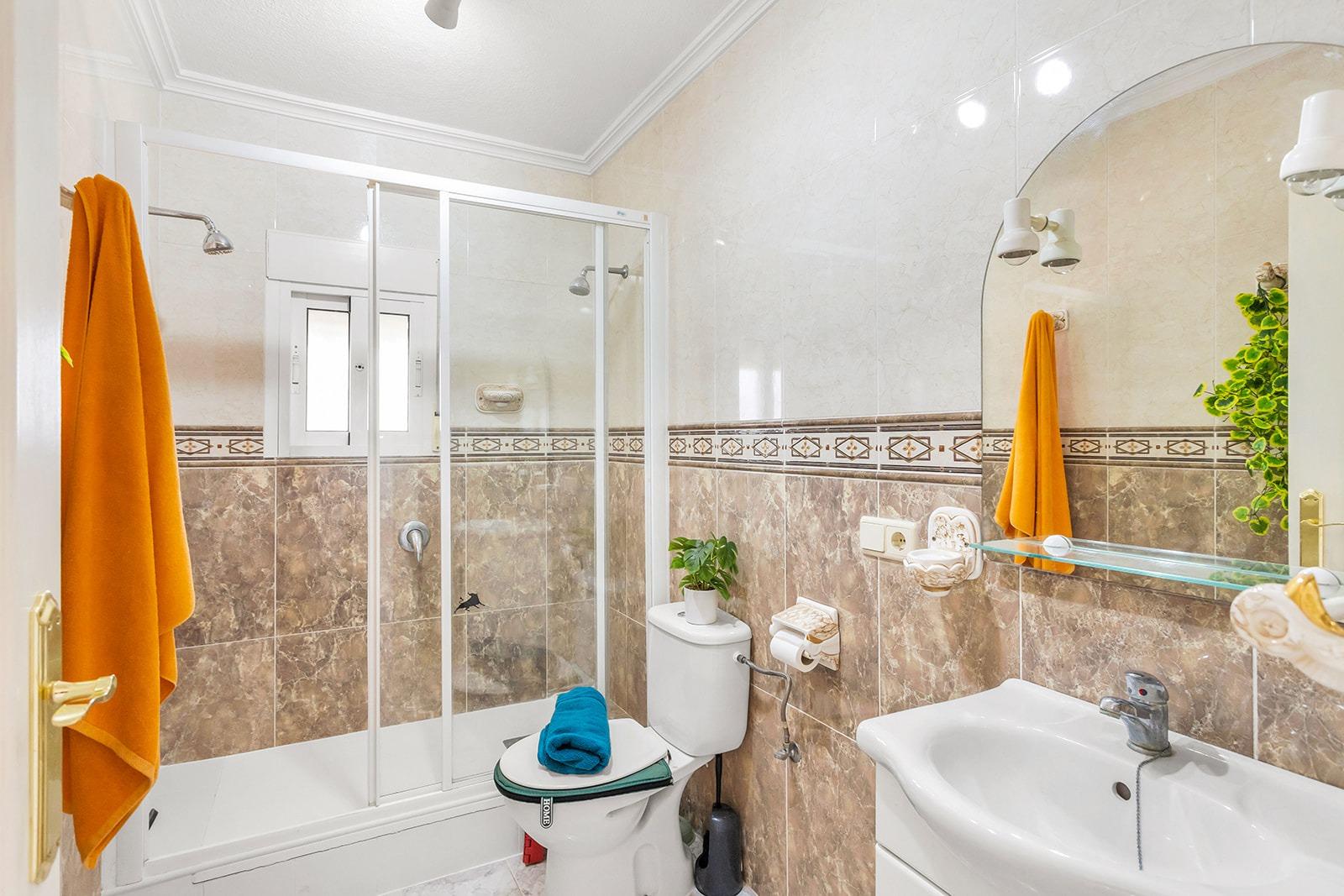 For sale - 4 Bedroom 3 Bathroom Villa in Torrevieja - Los Balcones - Los Altos Del Edén  - Alicante