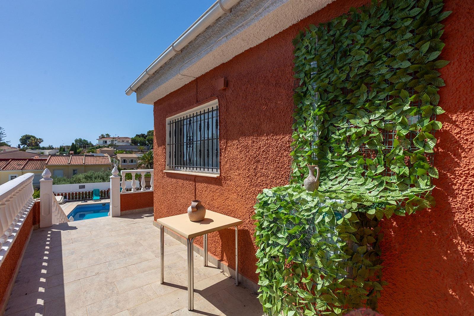 For sale - 4 Bedroom 3 Bathroom Villa in Torrevieja - Los Balcones - Los Altos Del Edén  - Alicante