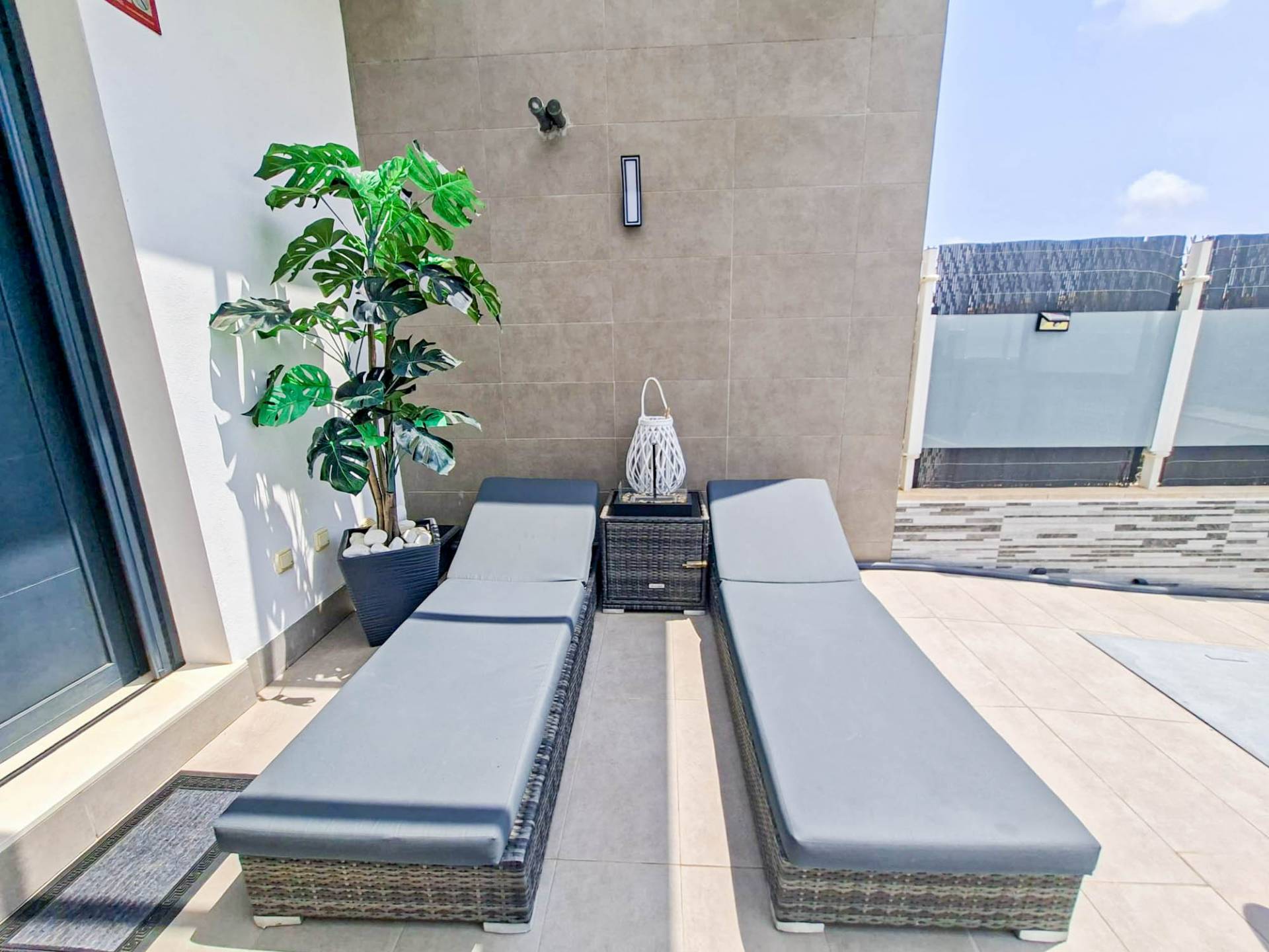 For sale - 3 Bedroom 3 Bathroom Villa in Villamartin - Costa Blanca  - Alicante