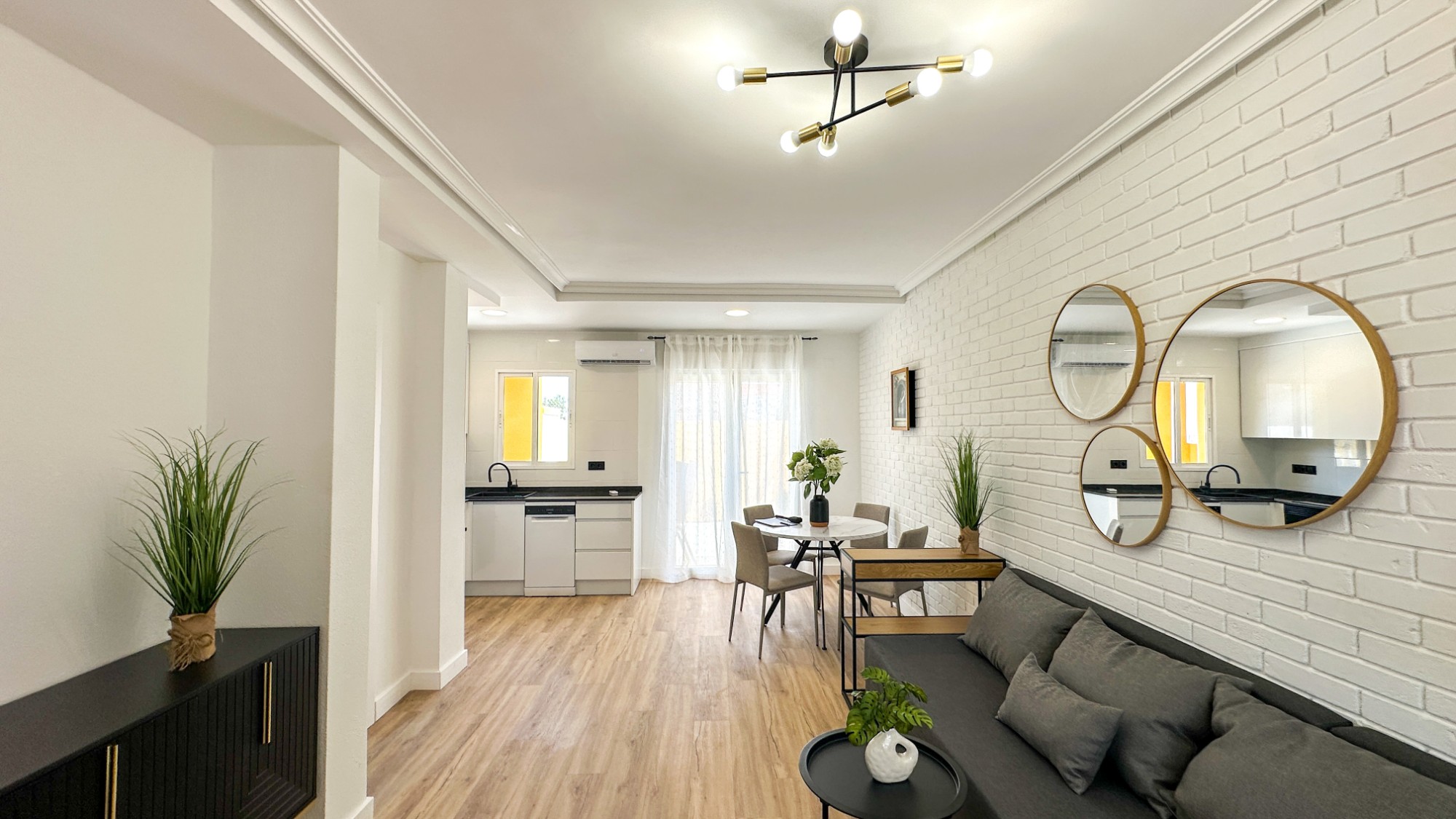 For sale - 2 Bedroom 2 Bathroom Town House in Cabo Roig - Costa Blanca  - Alicante