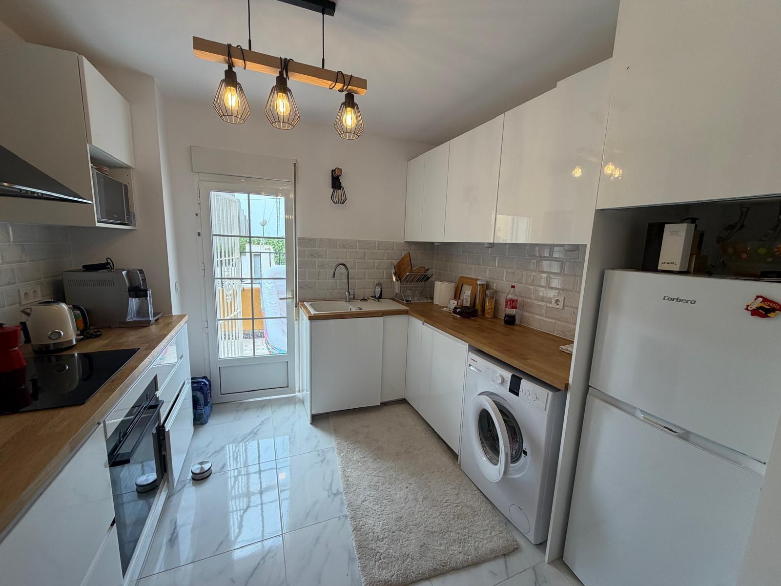 For sale - 3 Bedroom 2 Bathroom Bungalow in Torrevieja - Zona Los Frutales  - Alicante