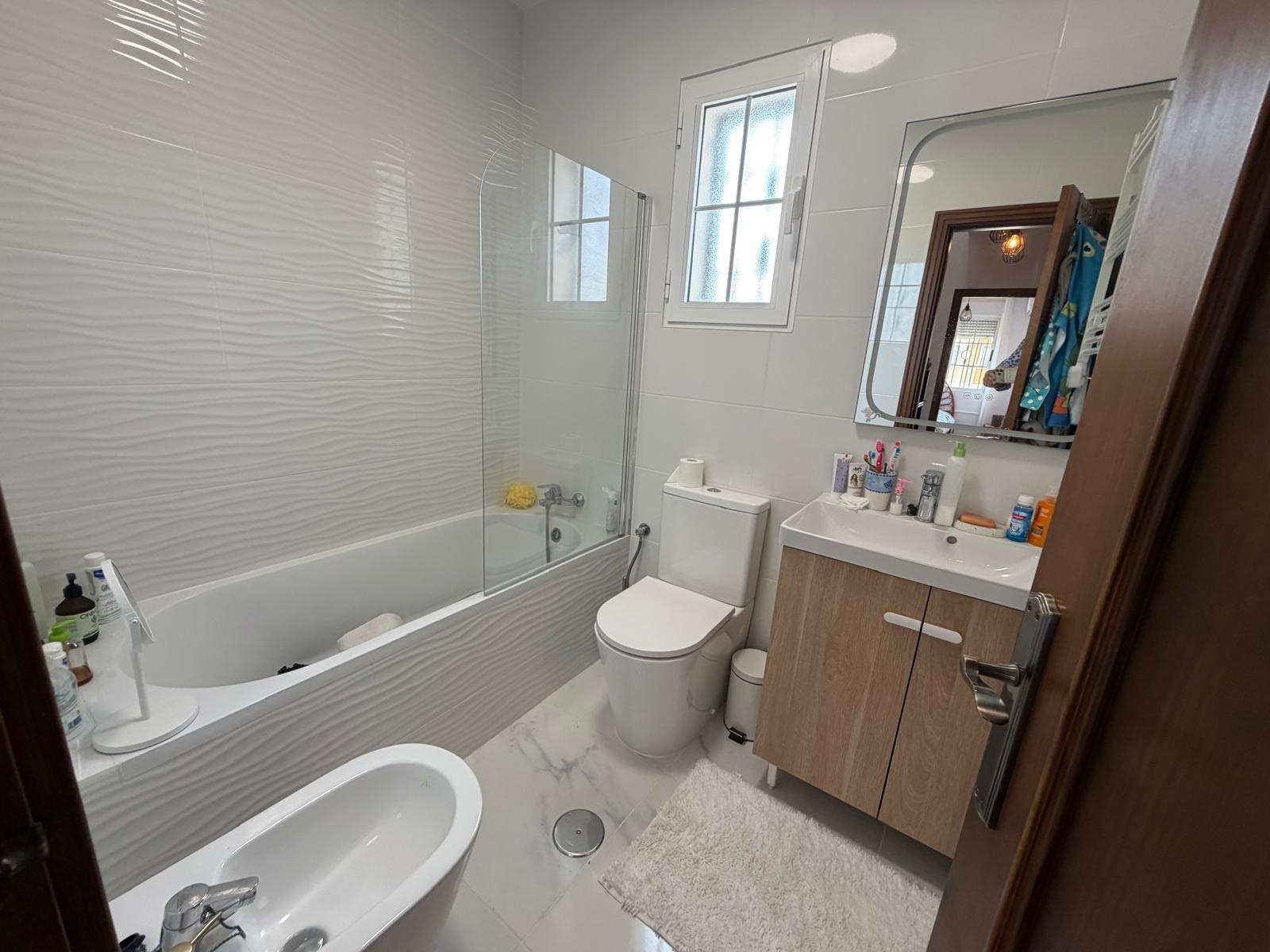 For sale - 3 Bedroom 2 Bathroom Bungalow in Torrevieja - Zona Los Frutales  - Alicante