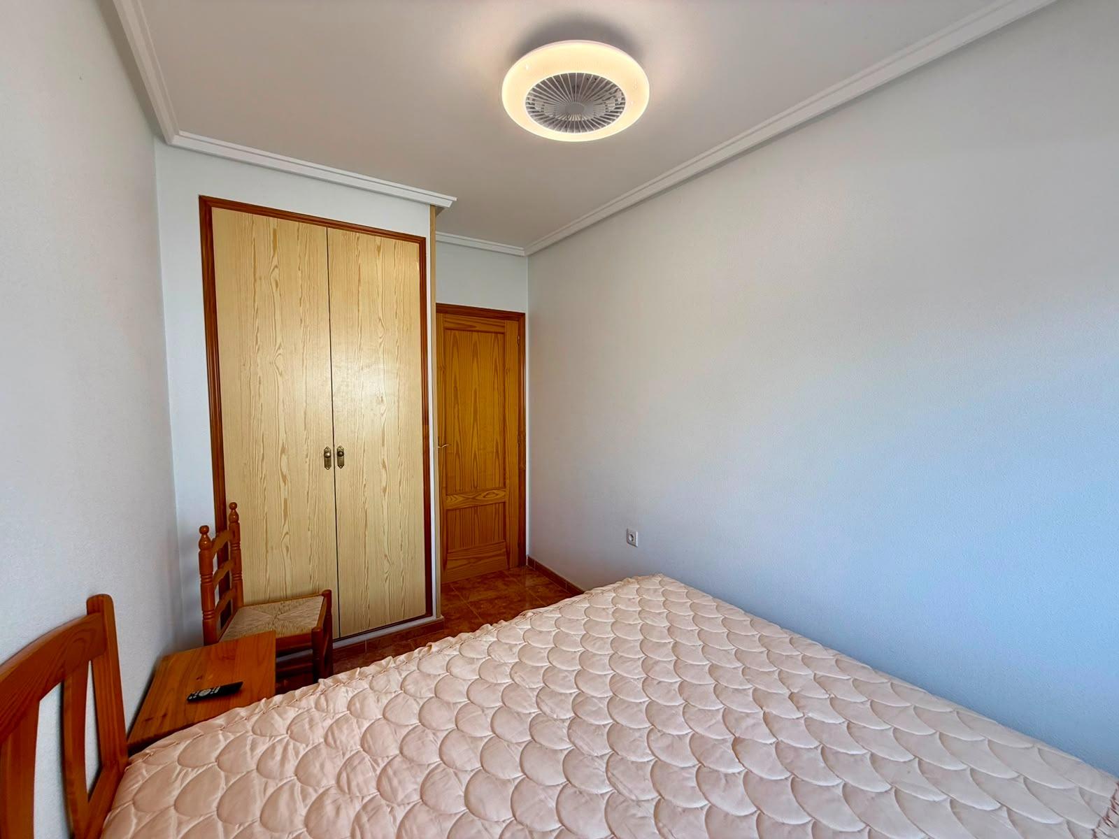 For sale - 3 Bedroom 2 Bathroom Penthouse in Torrevieja - Playa Del Cura  - Alicante