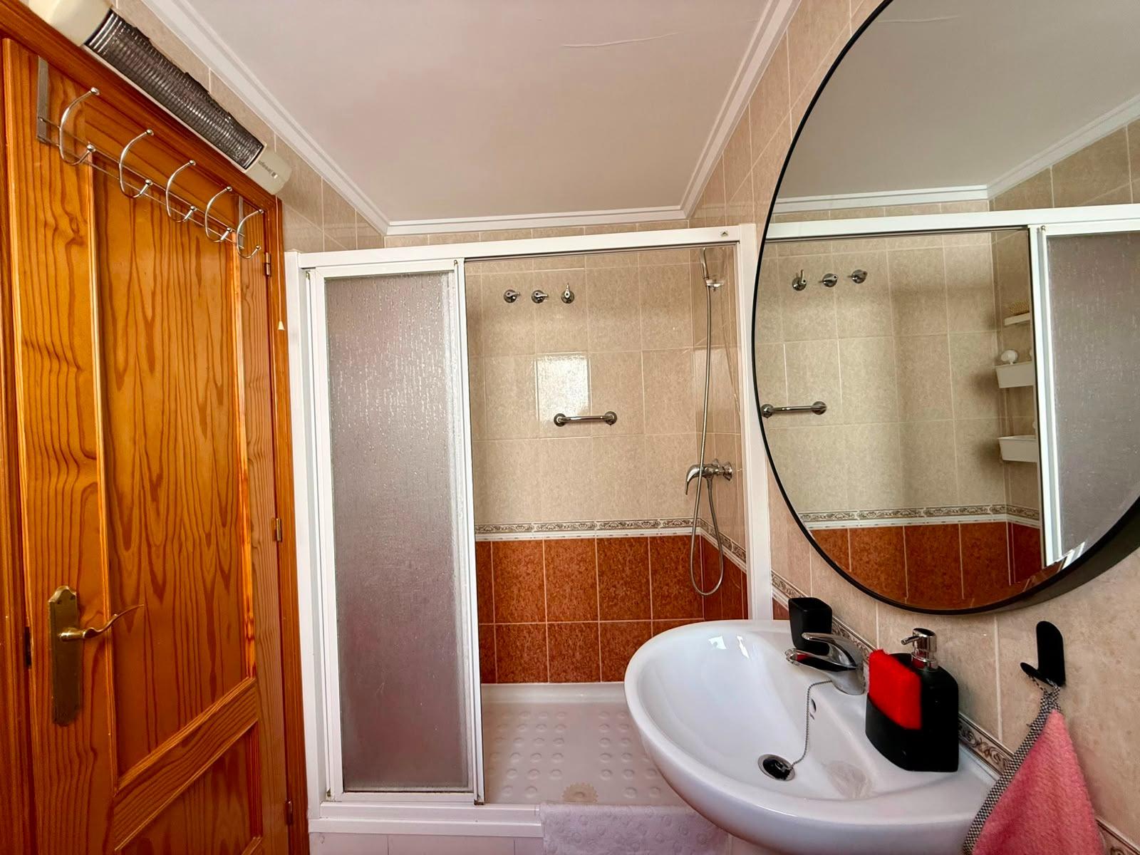 For sale - 3 Bedroom 2 Bathroom Penthouse in Torrevieja - Playa Del Cura  - Alicante