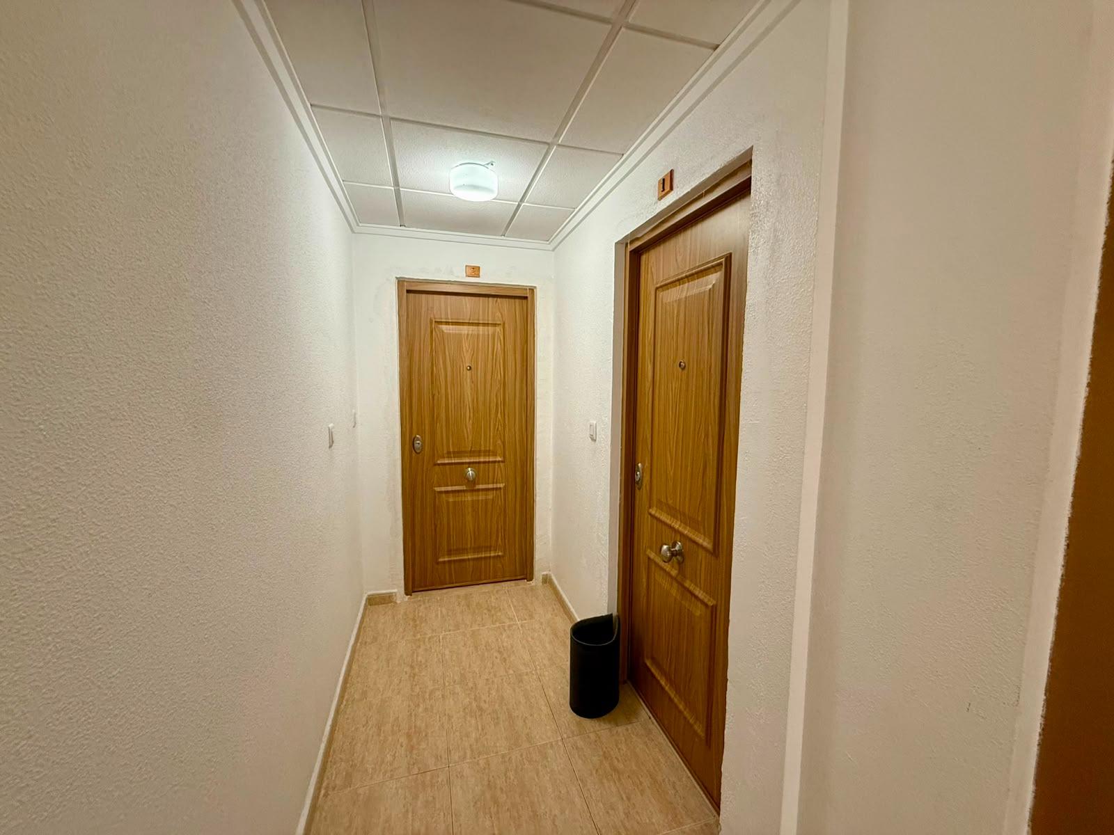 For sale - 3 Bedroom 2 Bathroom Penthouse in Torrevieja - Playa Del Cura  - Alicante