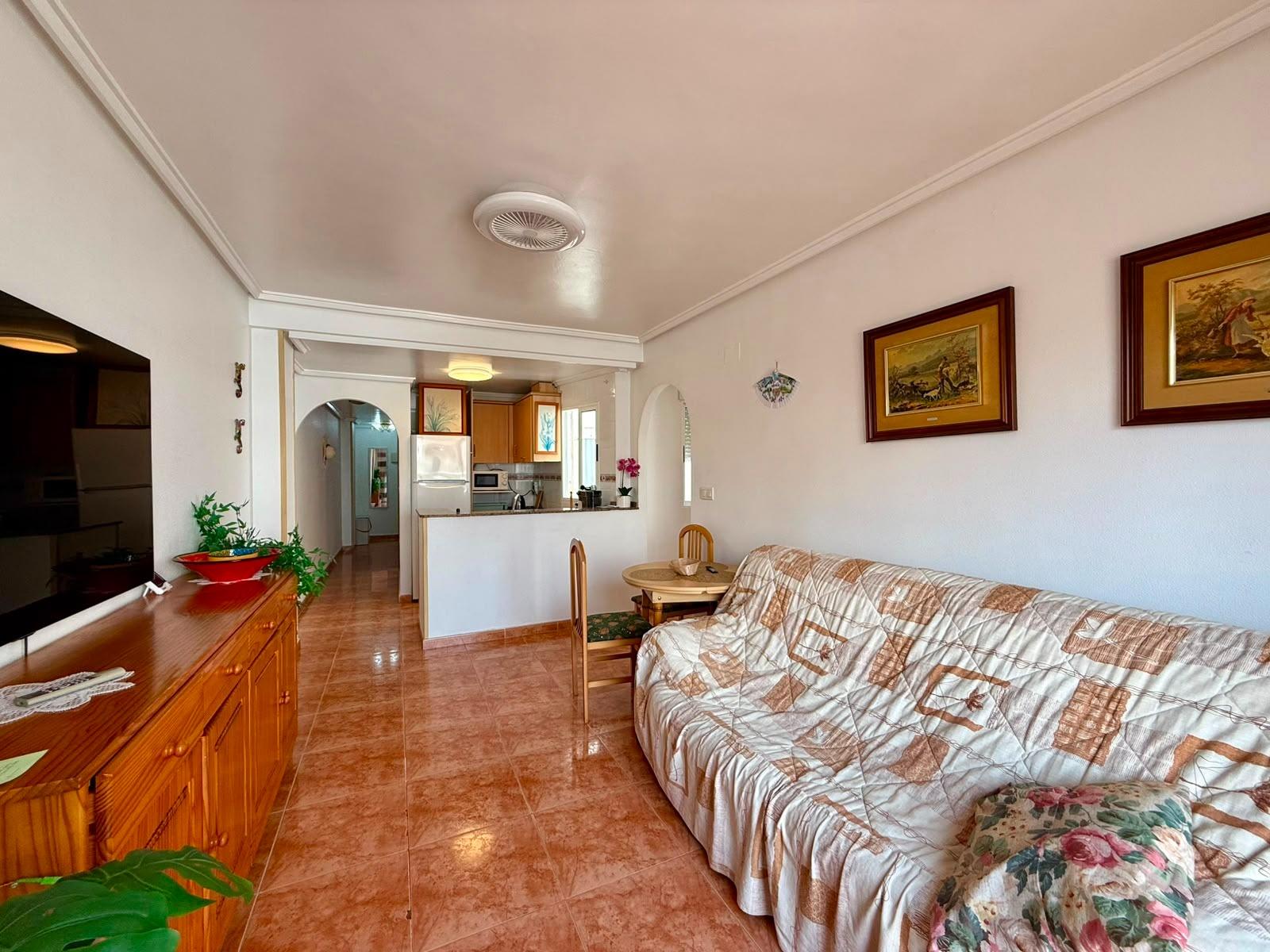 For sale - 3 Bedroom 2 Bathroom Penthouse in Torrevieja - Playa Del Cura  - Alicante