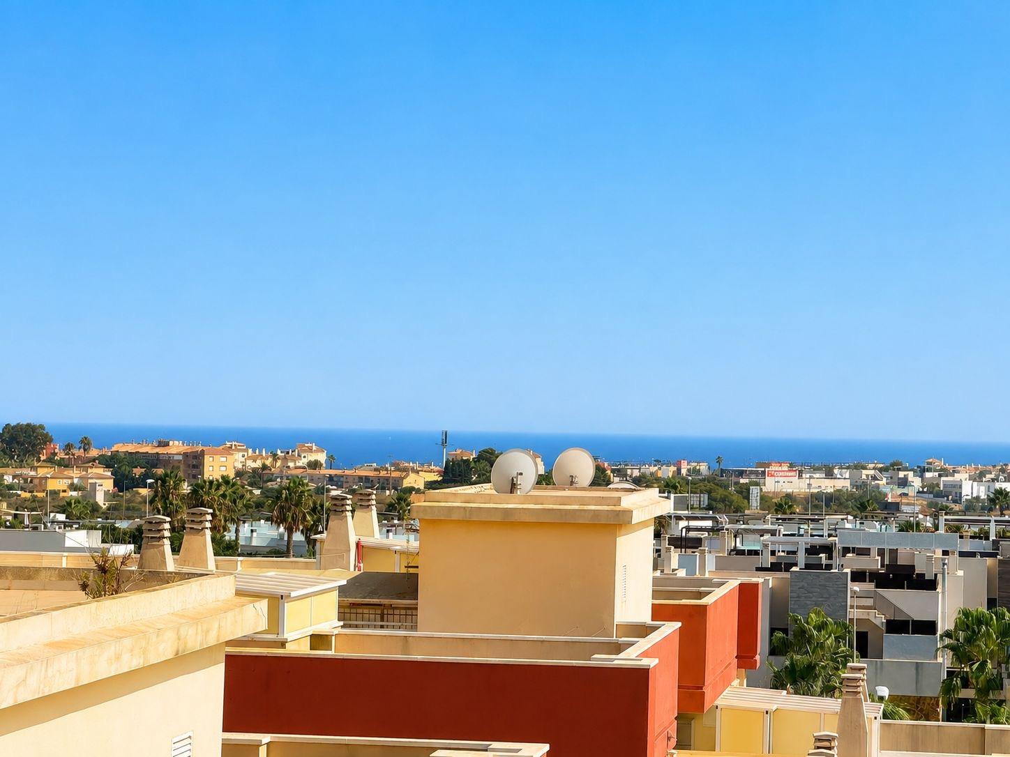 For sale - 3 Bedroom 2 Bathroom Penthouse in Orihuela Costa - Lomas De Cabo Roig  - Alicante